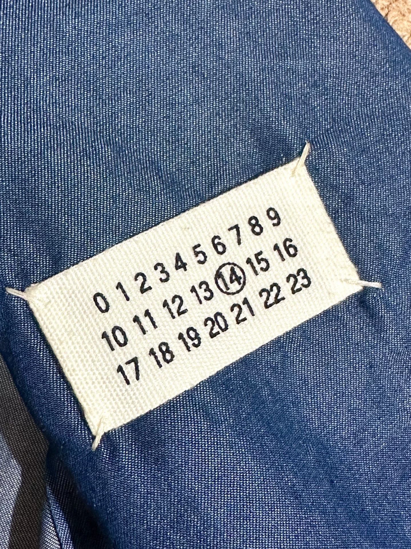 Maison Margiela Maison Margiela Glossy Color-Shift Suit Jacket Size US S / EU 44-46 / 1 - 5 Thumbnail