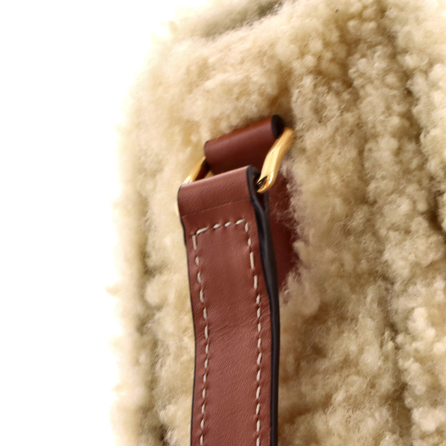 Celine Triomphe Shoulder Bag Shearling Medium Size ONE SIZE - 5 Thumbnail