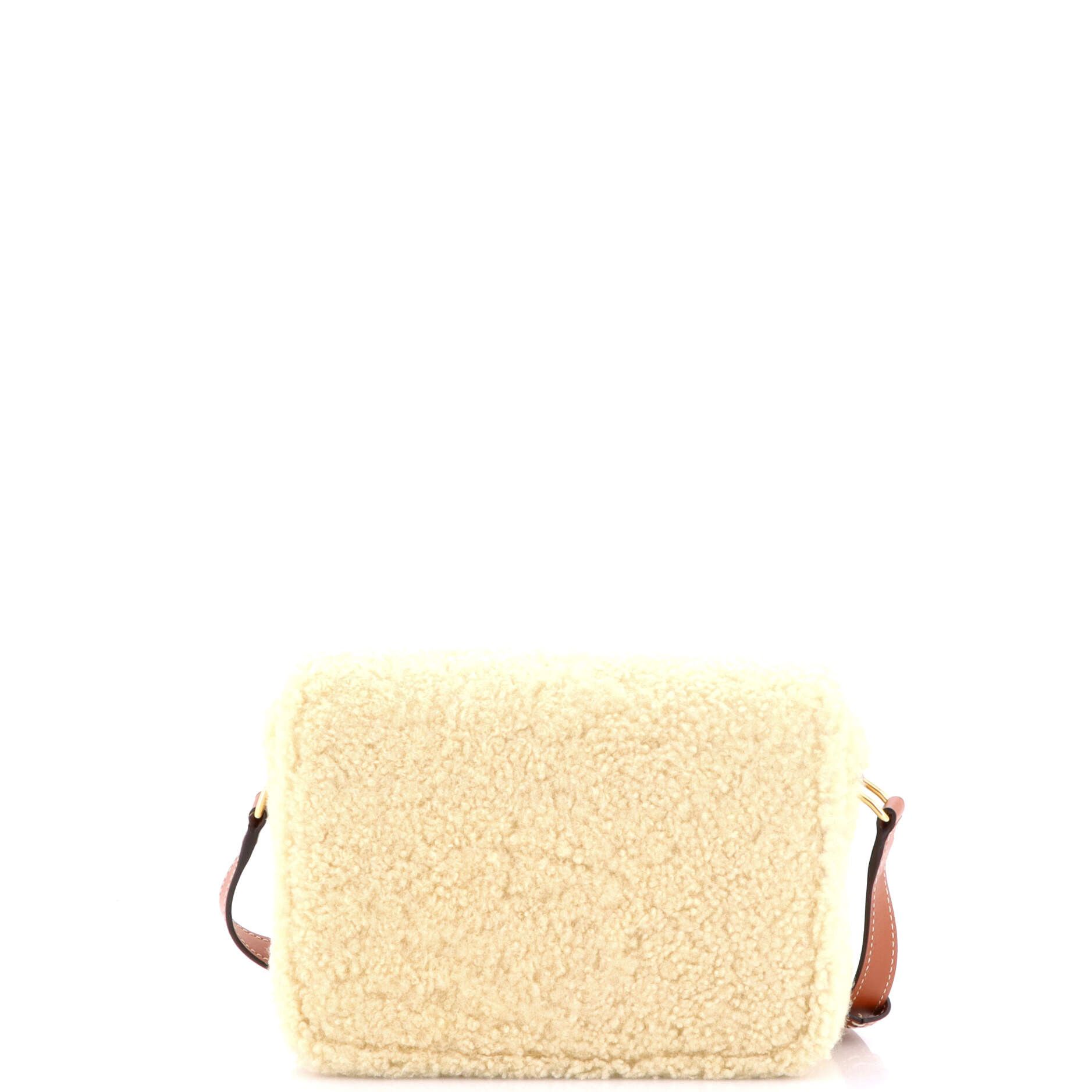 Celine Triomphe Shoulder Bag Shearling Medium Size ONE SIZE - 2 Thumbnail
