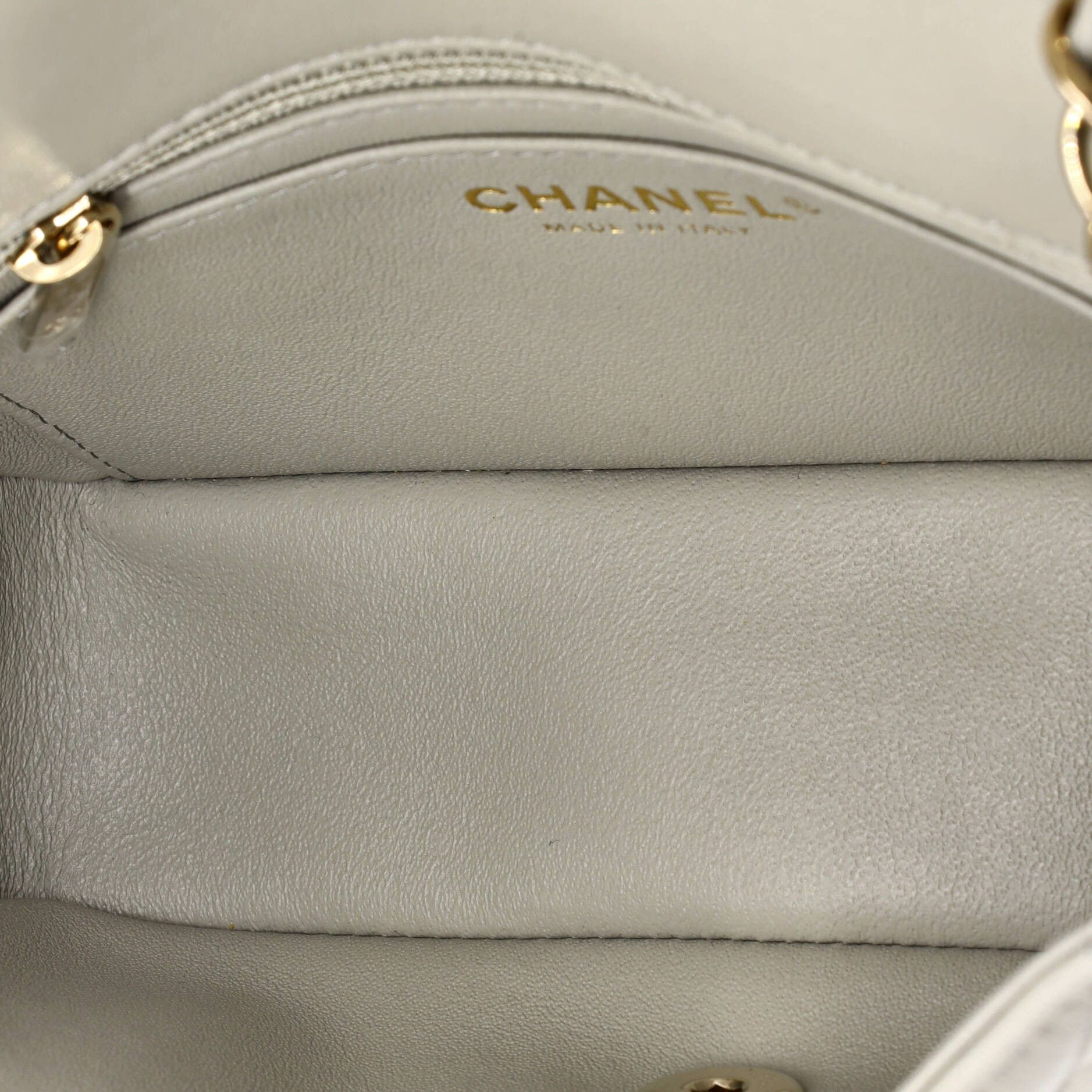 Chanel Classic Single Flap Bag Quilted Lambskin Mini Size ONE SIZE - 4 Thumbnail