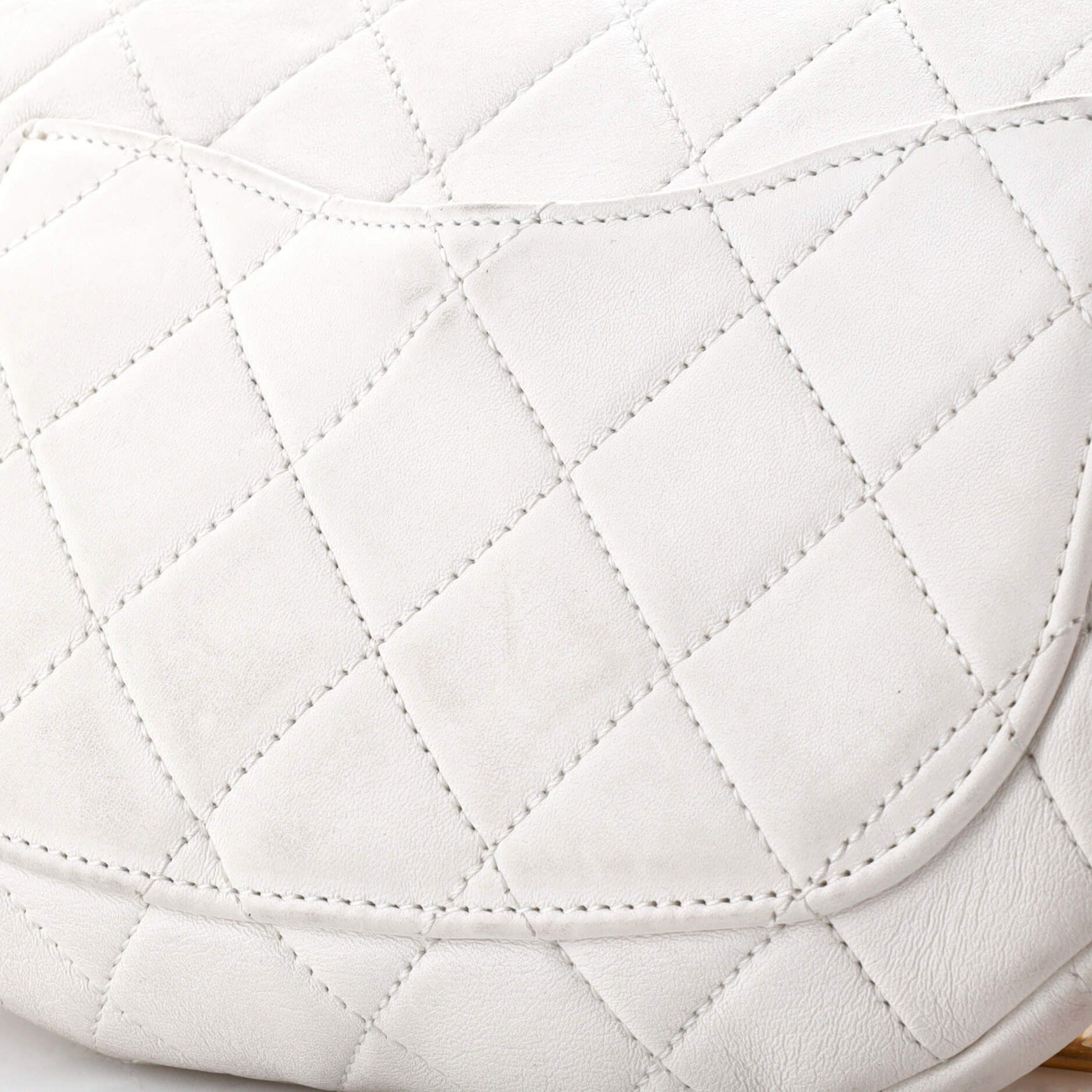 Chanel All About Chains Waist Bag Quilted Lambskin Size ONE SIZE - 5 Thumbnail