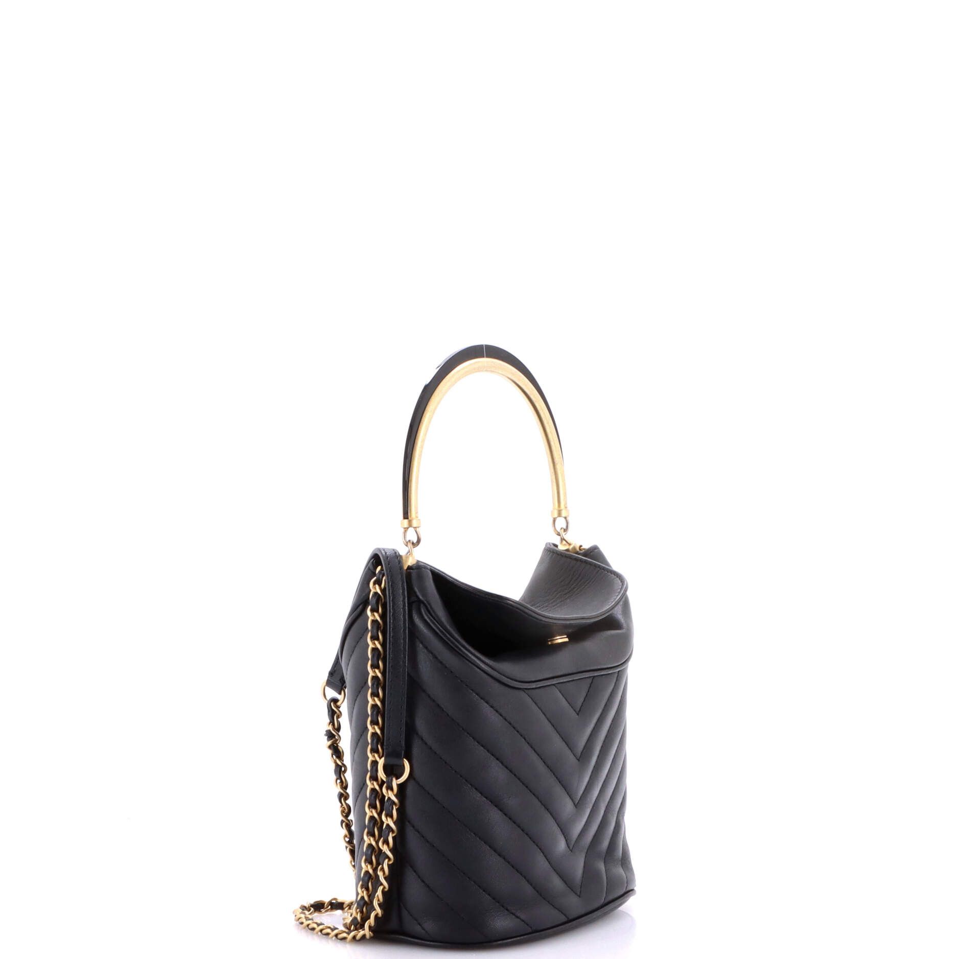 Chanel Handle with Chic Bucket Bag Chevron Lambskin Size ONE SIZE - 2 Thumbnail
