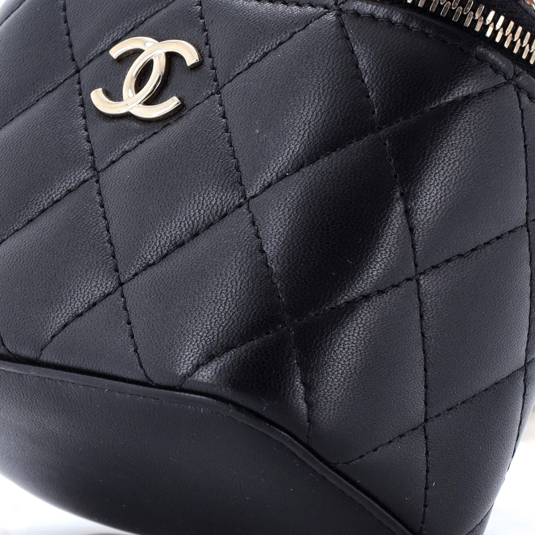 Chanel Vanity Case with Pearl Chain Quilted Lambskin Mini Size ONE SIZE - 6 Thumbnail