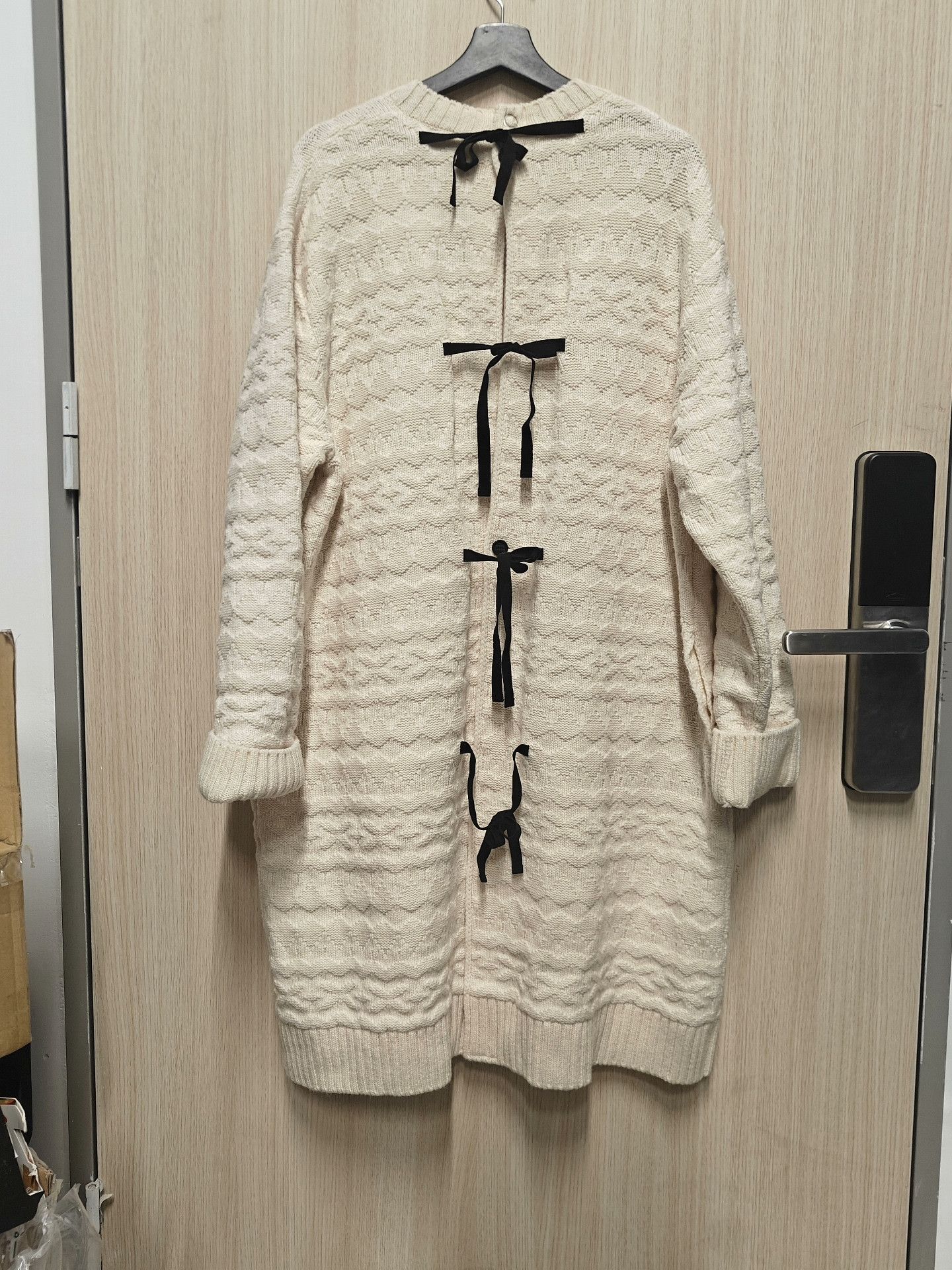 Takahiromiyashita The Soloist. The Soloist 20AW Oversized V-Neck Sweater Size US S / EU 44-46 / 1 - 2 Thumbnail