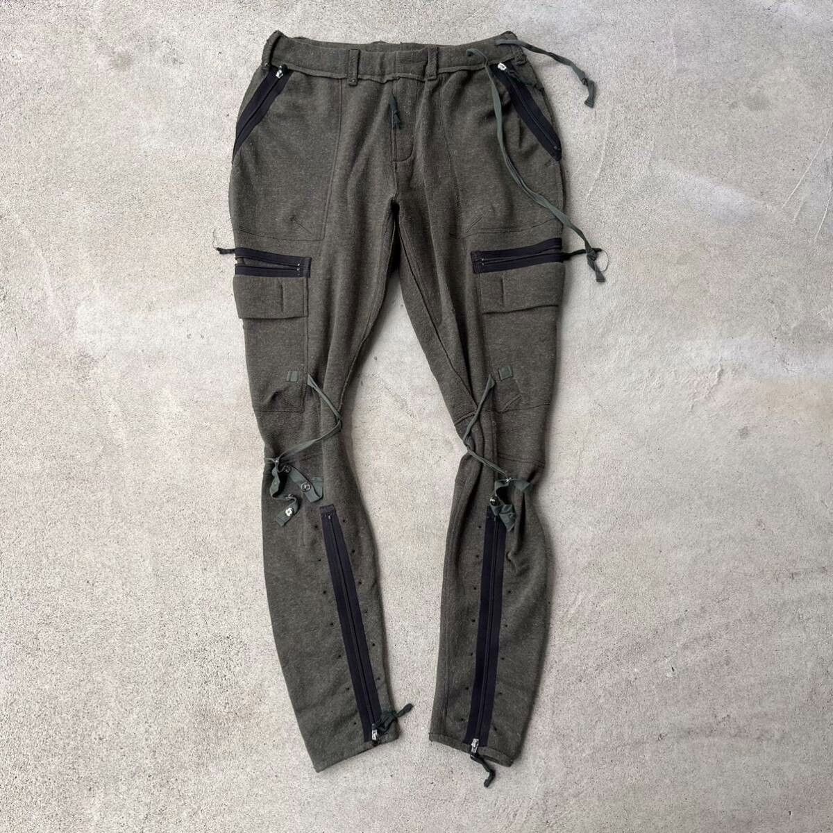 Takahiromiyashita The Soloist. The Soloist 11AW Wool Strap Cargo Pants Size US 30 / EU 46 - 2 Thumbnail