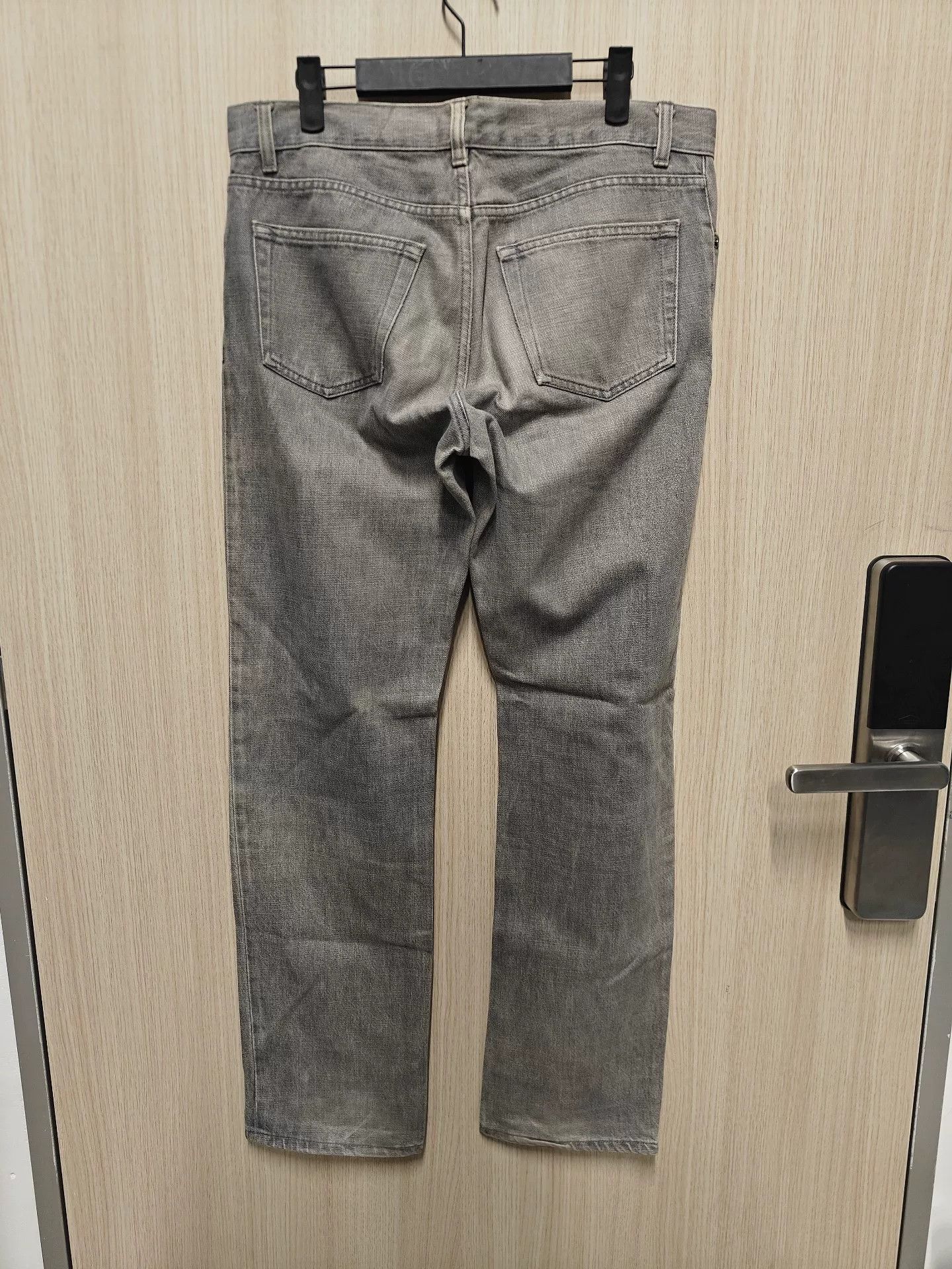 Helmut Lang Helmut Lang Classic Washed Light Gray Jeans Size US 32 / EU 48 - 2 Thumbnail