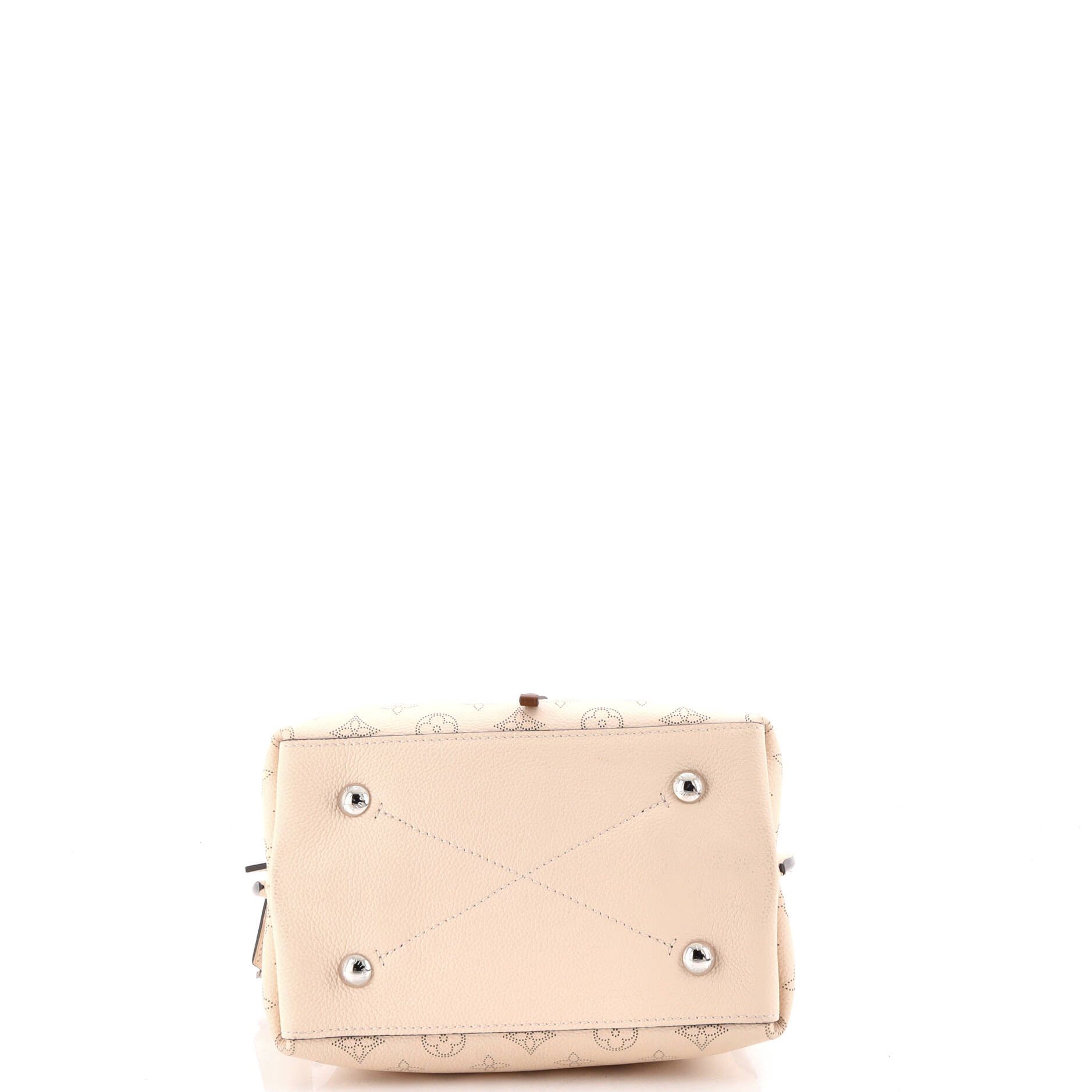 Louis Vuitton Muria Bucket Bag Mahina Leather Size ONE SIZE - 3 Thumbnail