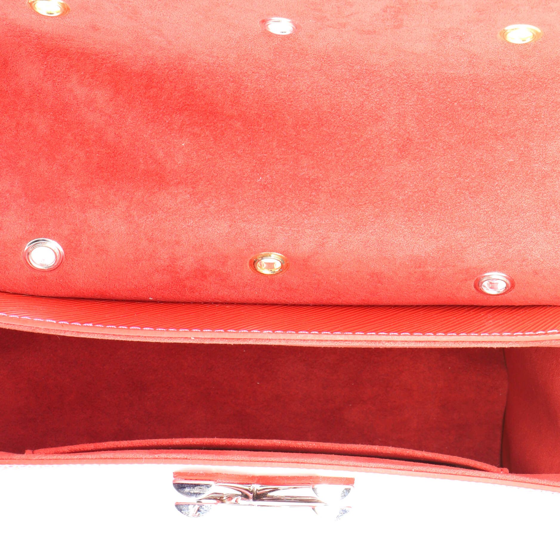 Louis Vuitton Twist Handbag Limited Edition Flower Embellished Epi Leather MM Size ONE SIZE - 4 Thumbnail