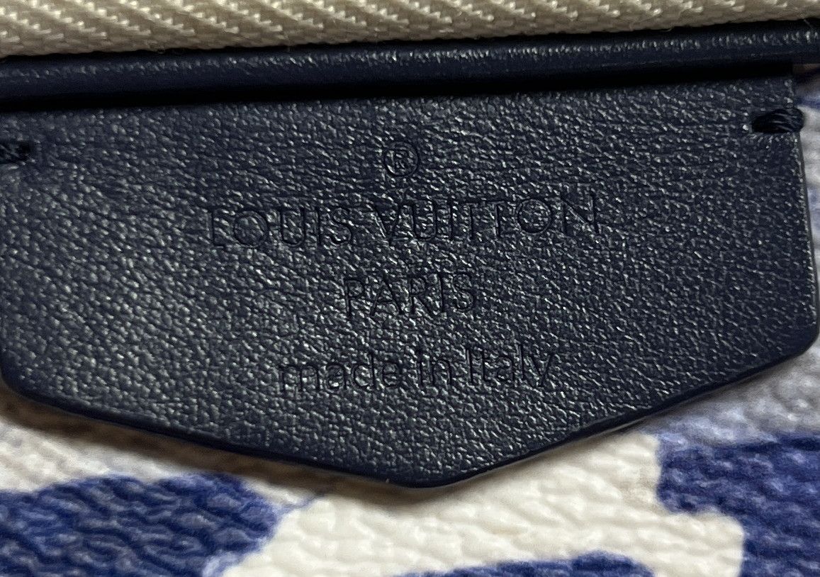 Louis Vuitton Outdoor Pouch Limited Edition Monogram Watercolor Canvas Size ONE SIZE - 6 Thumbnail