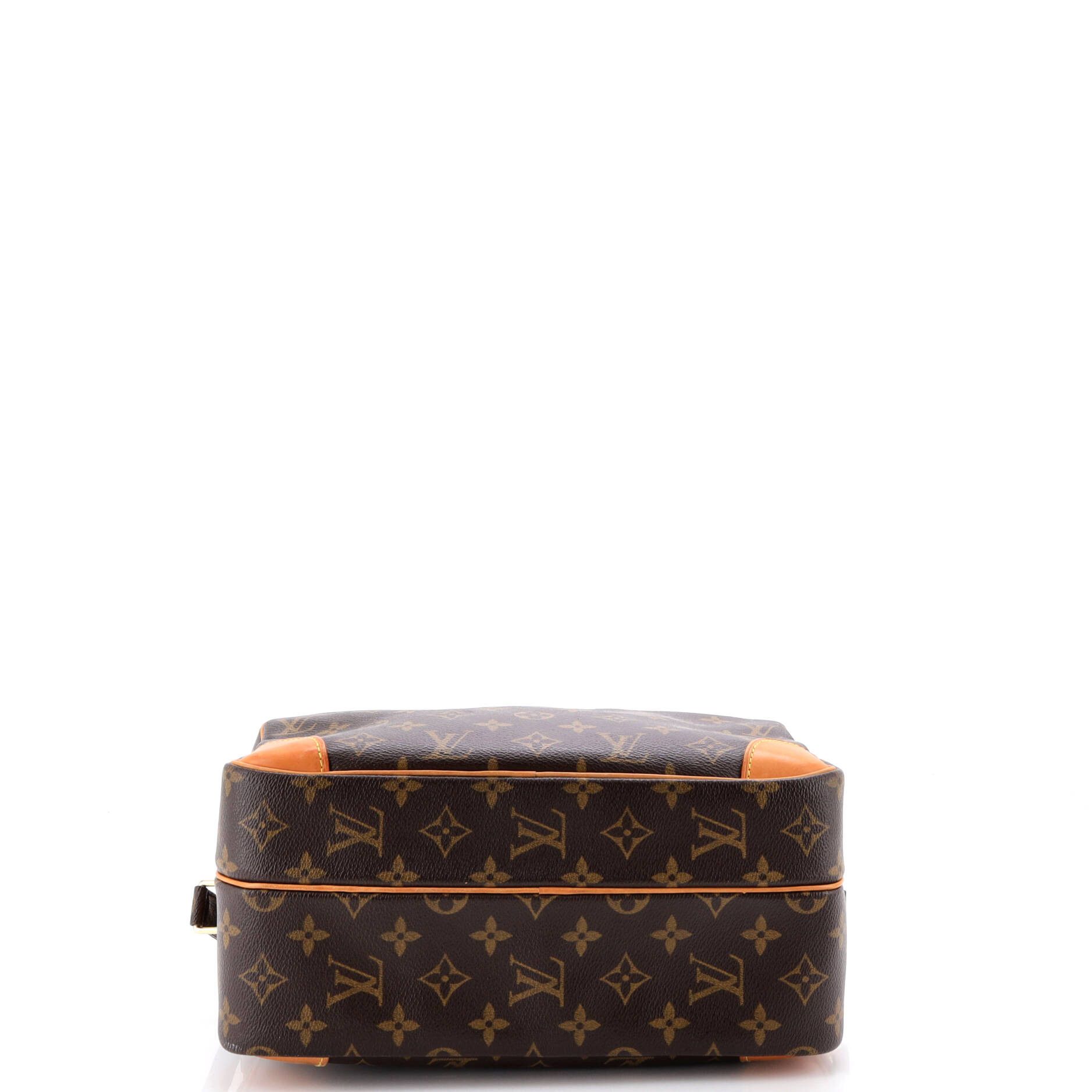 Louis Vuitton Nil Messenger Bag Monogram Canvas 28 Size ONE SIZE - 3 Thumbnail