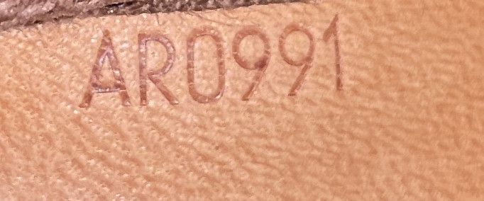 Louis Vuitton Sac Gibeciere Messenger Bag Monogram Canvas MM Size ONE SIZE - 8 Thumbnail
