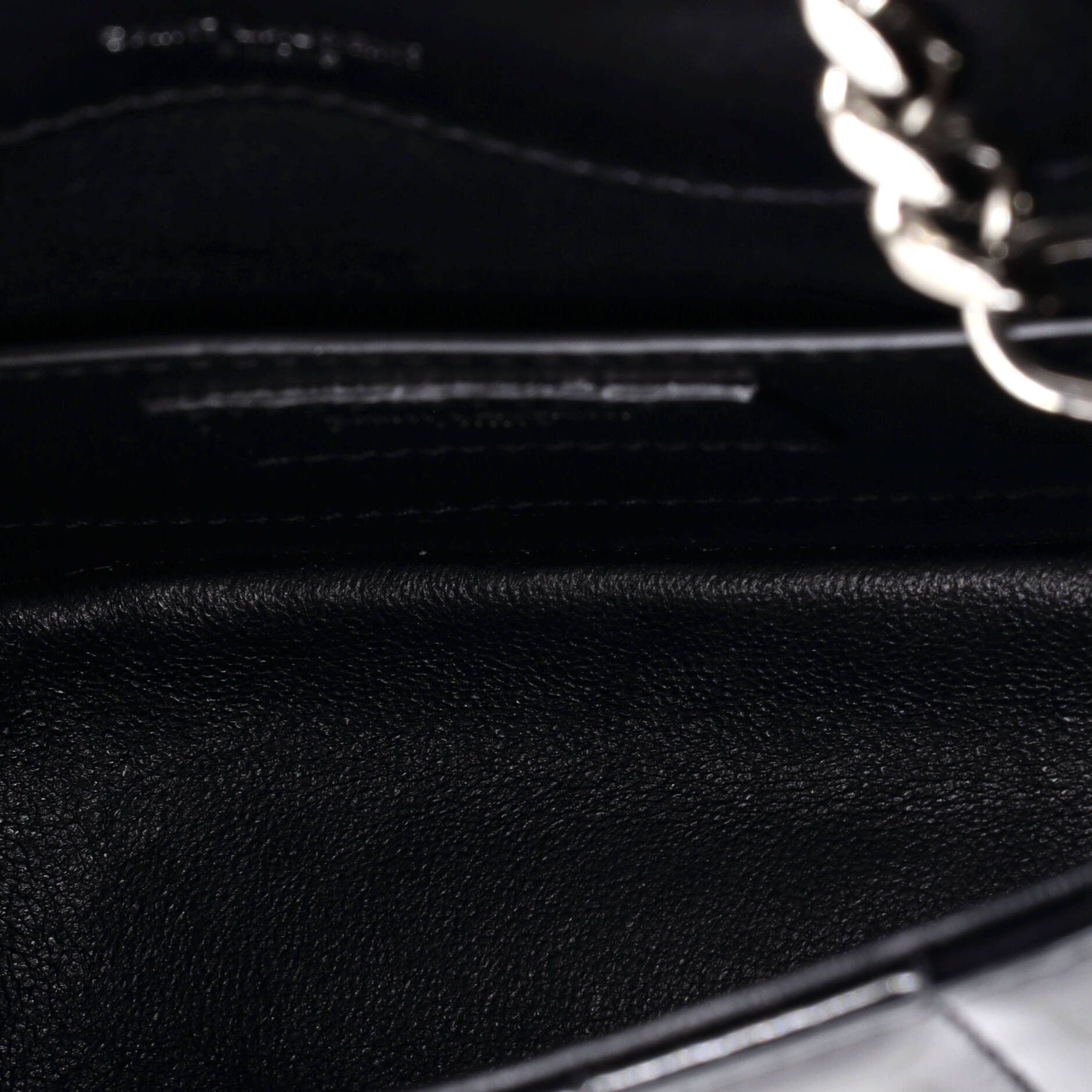 Saint Laurent Paris Vicky Crossbody Bag Vertical Quilted Patent Small Size ONE SIZE - 4 Thumbnail