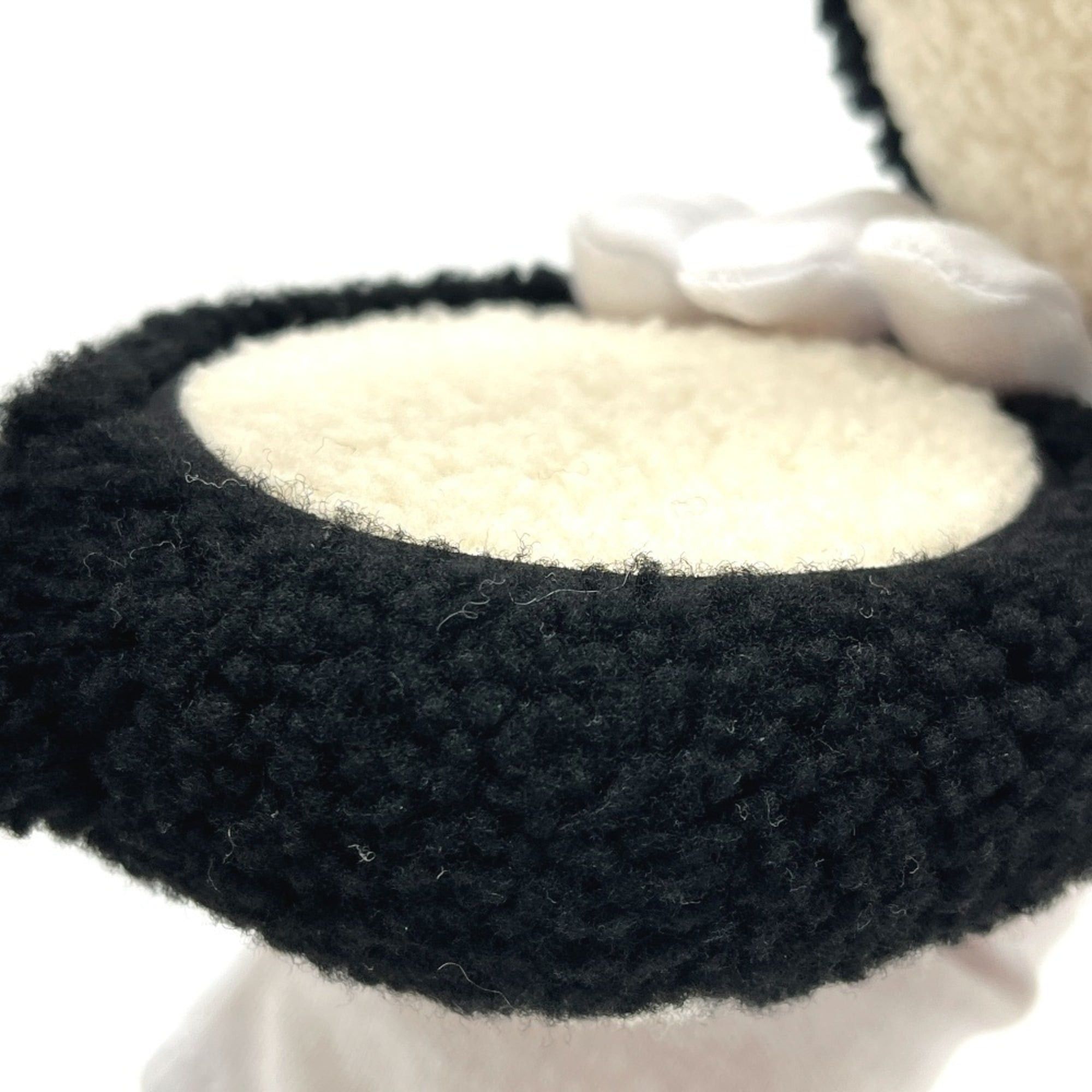 Chanel CHANEL 25B Large Coco Mark Bicolor Apparel Accessories Earmuffs Women's Black Like New Size ONE SIZE - 8 Thumbnail