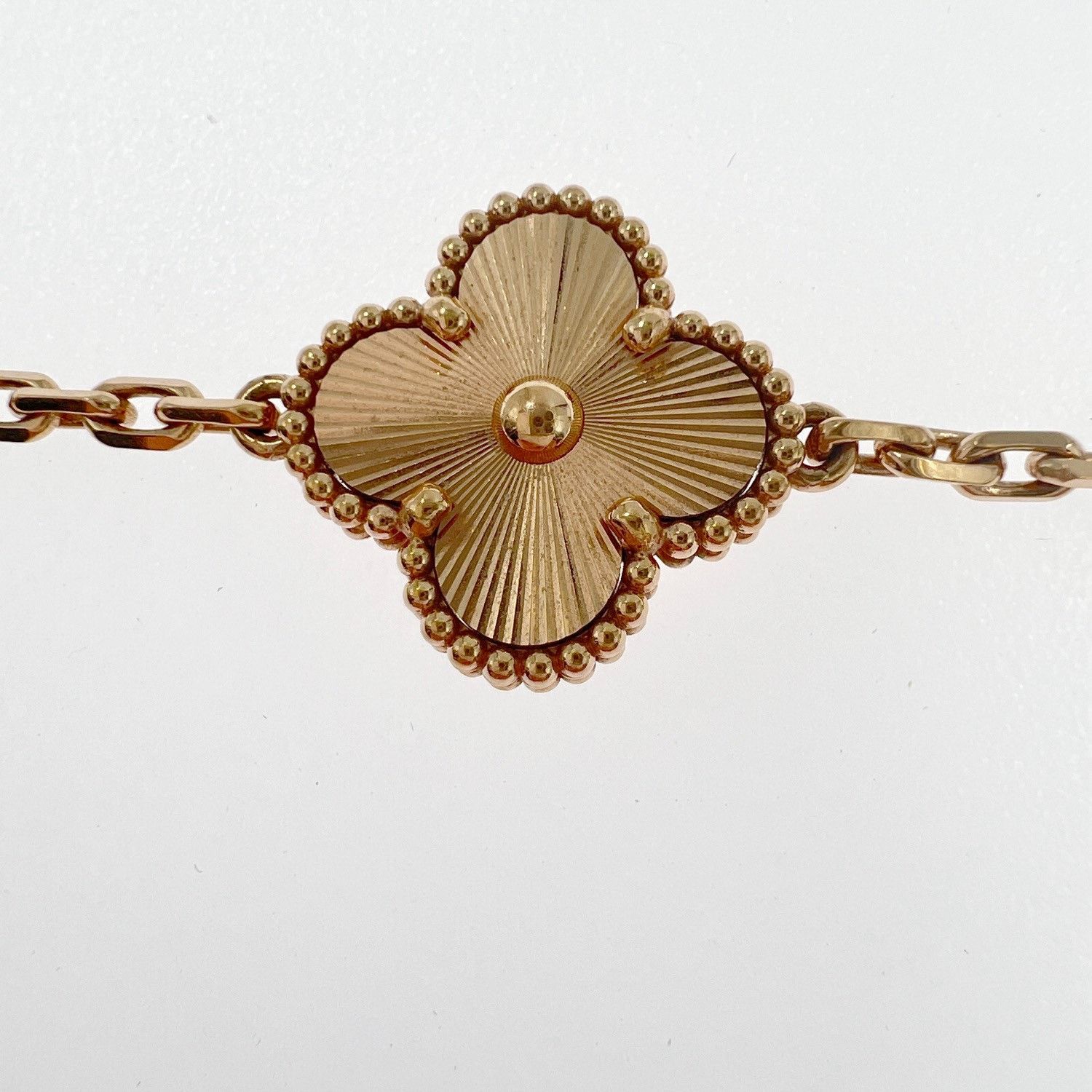 Van Cleef & Arpels Van Cleef Arpels 18K Rose Gold Red Coral Bracelet Size ONE SIZE - 6 Thumbnail