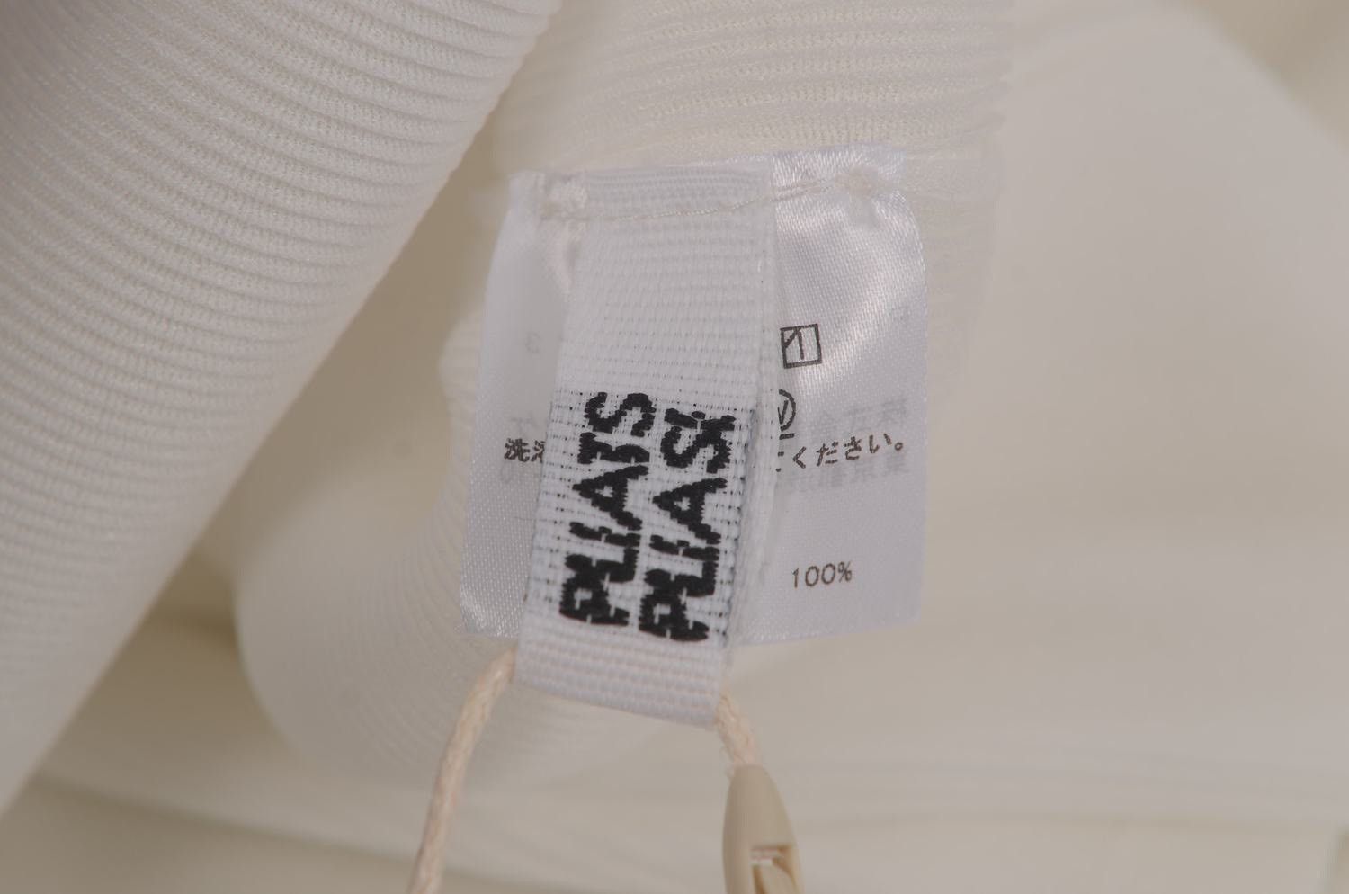 Issey Miyake Issey Miyake Pleated High Neck Short Sleeve T-Shirt Size M / US 6-8 / IT 42-44 - 3 Thumbnail