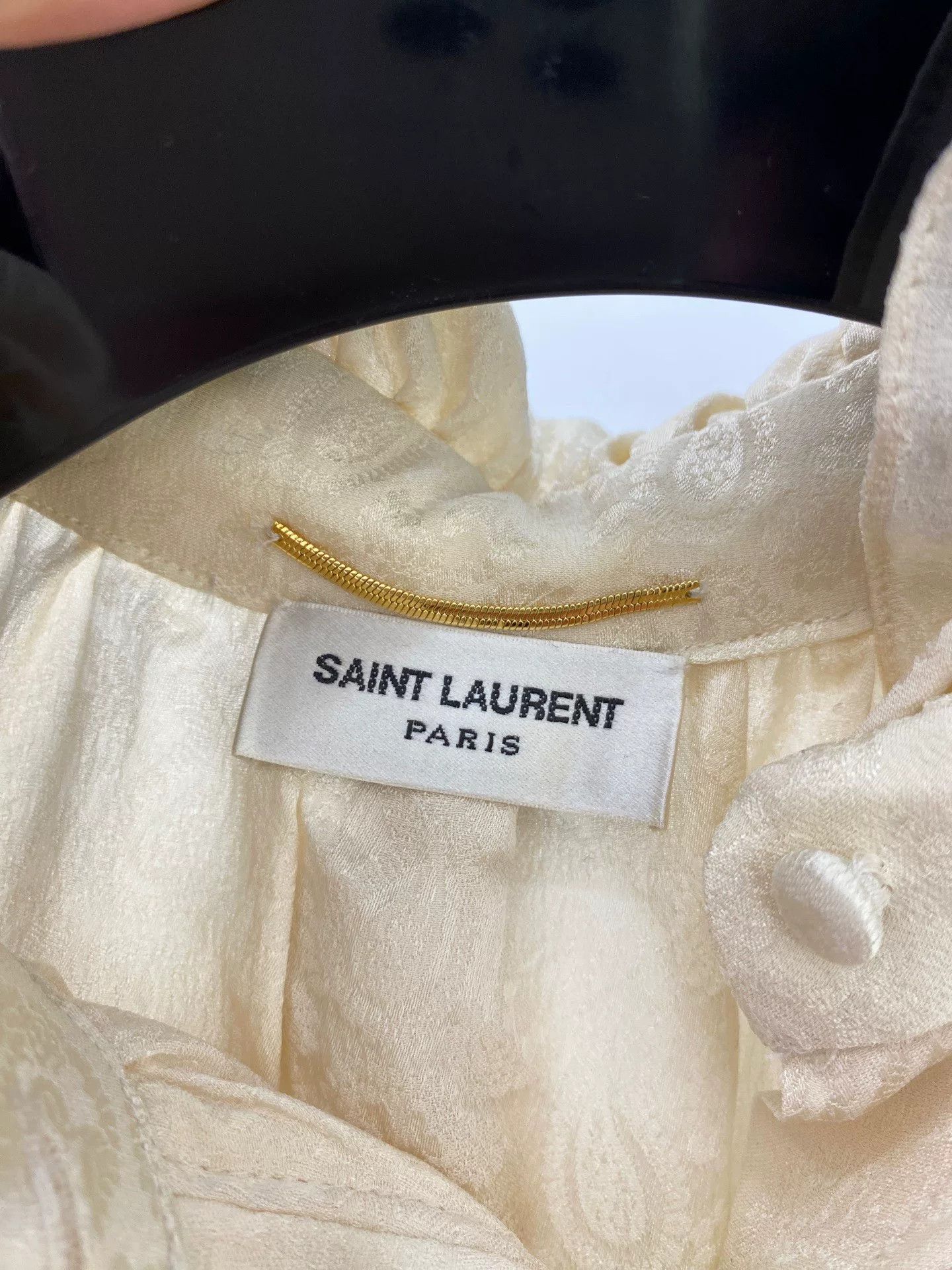Saint Laurent Paris Saint Laurent White Embossed Silk Shirt Size XXS / US 00 / IT 34 - 5 Thumbnail