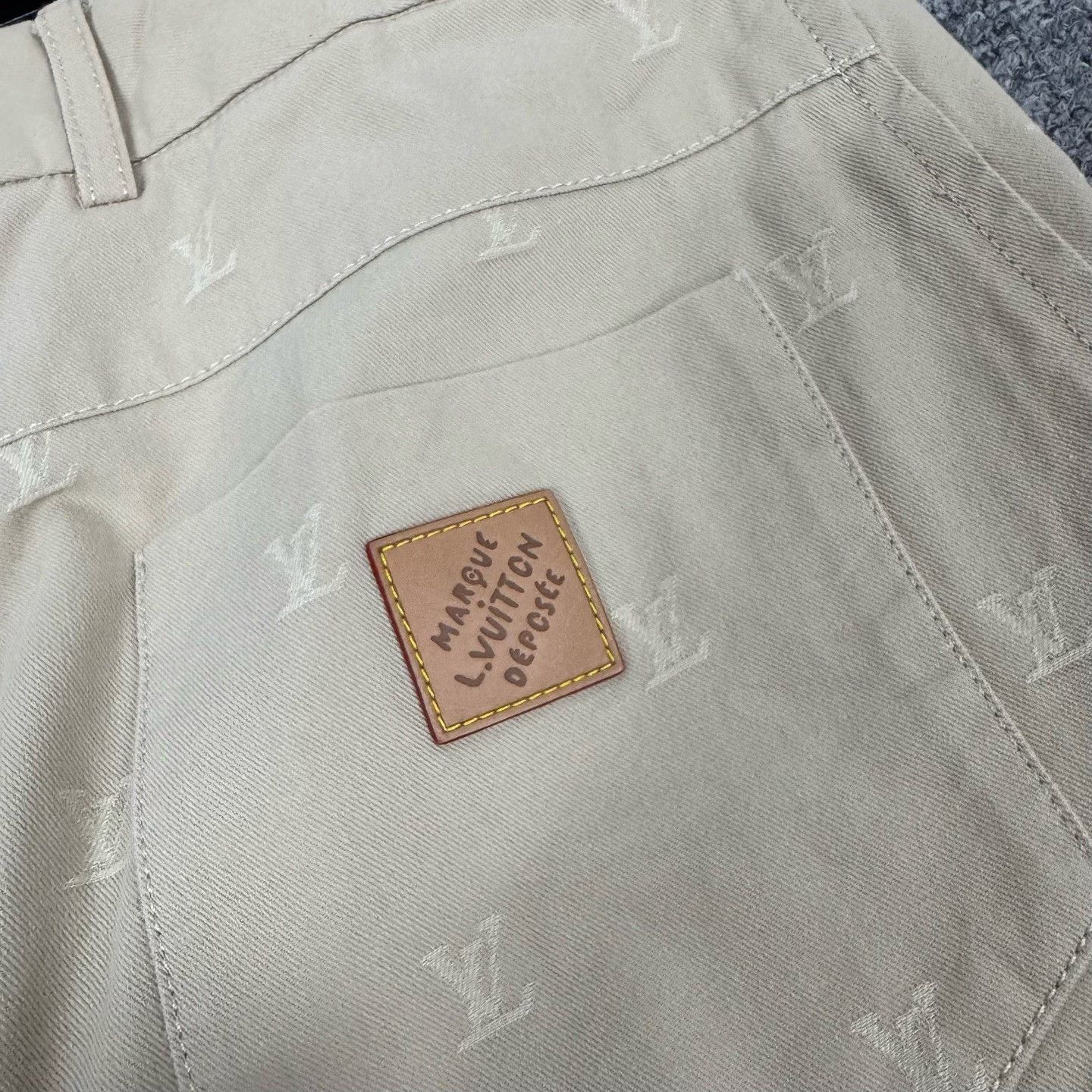 Louis Vuitton Louis Vuitton Monogram Straight Casual Pants Size US 28 / EU 44 - 4 Thumbnail