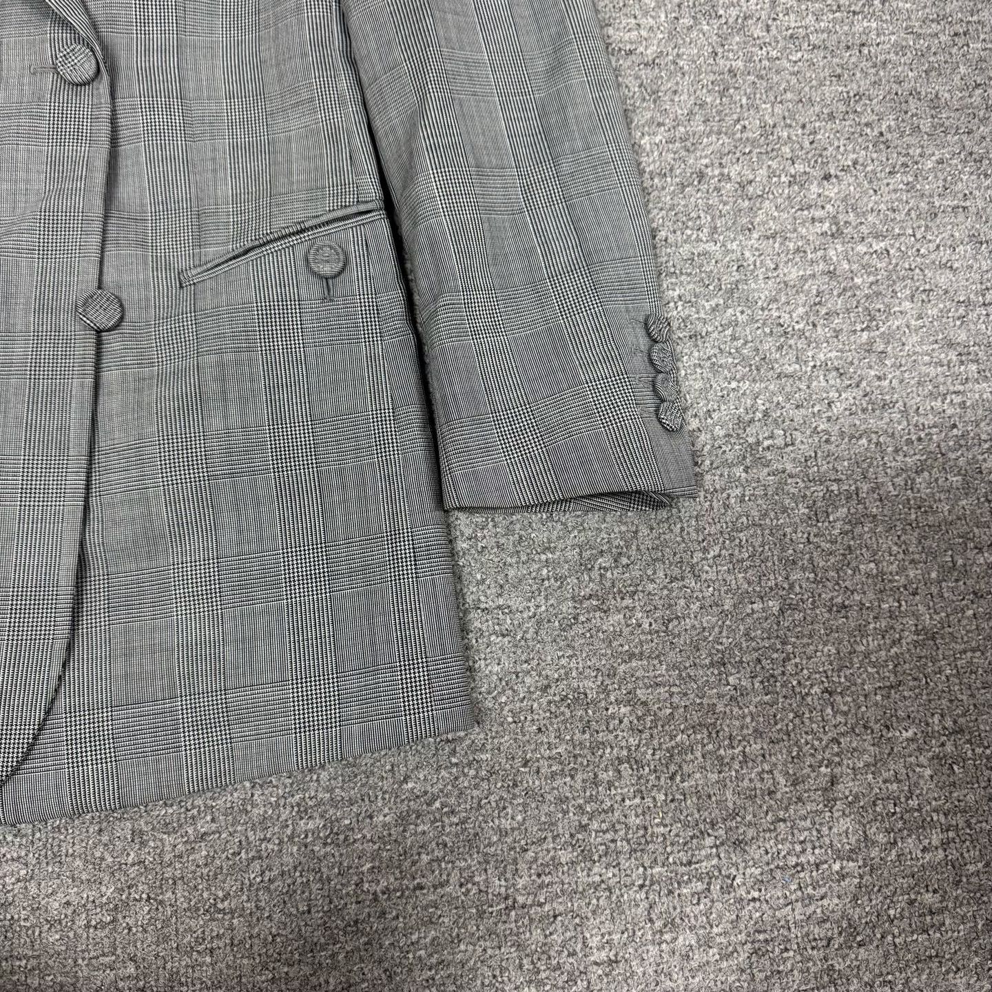 Dior Dior CD Buckle Wool Double-Breasted Blazer Size US S / EU 44-46 / 1 - 3 Thumbnail