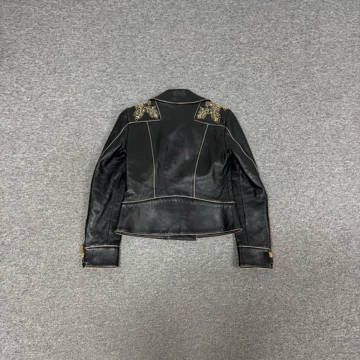 Versace Versace Showpiece Rivet Leather Jacket Size US XXS / EU 40 - 2 Thumbnail