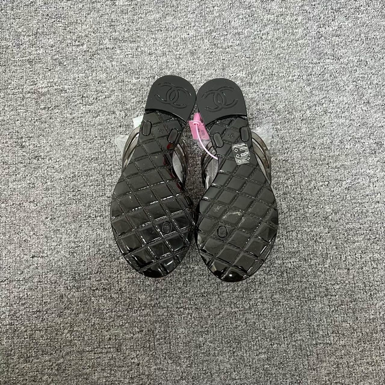 Chanel Chanel Camellia Jelly Slippers Size US 5 / IT 35 - 2 Thumbnail