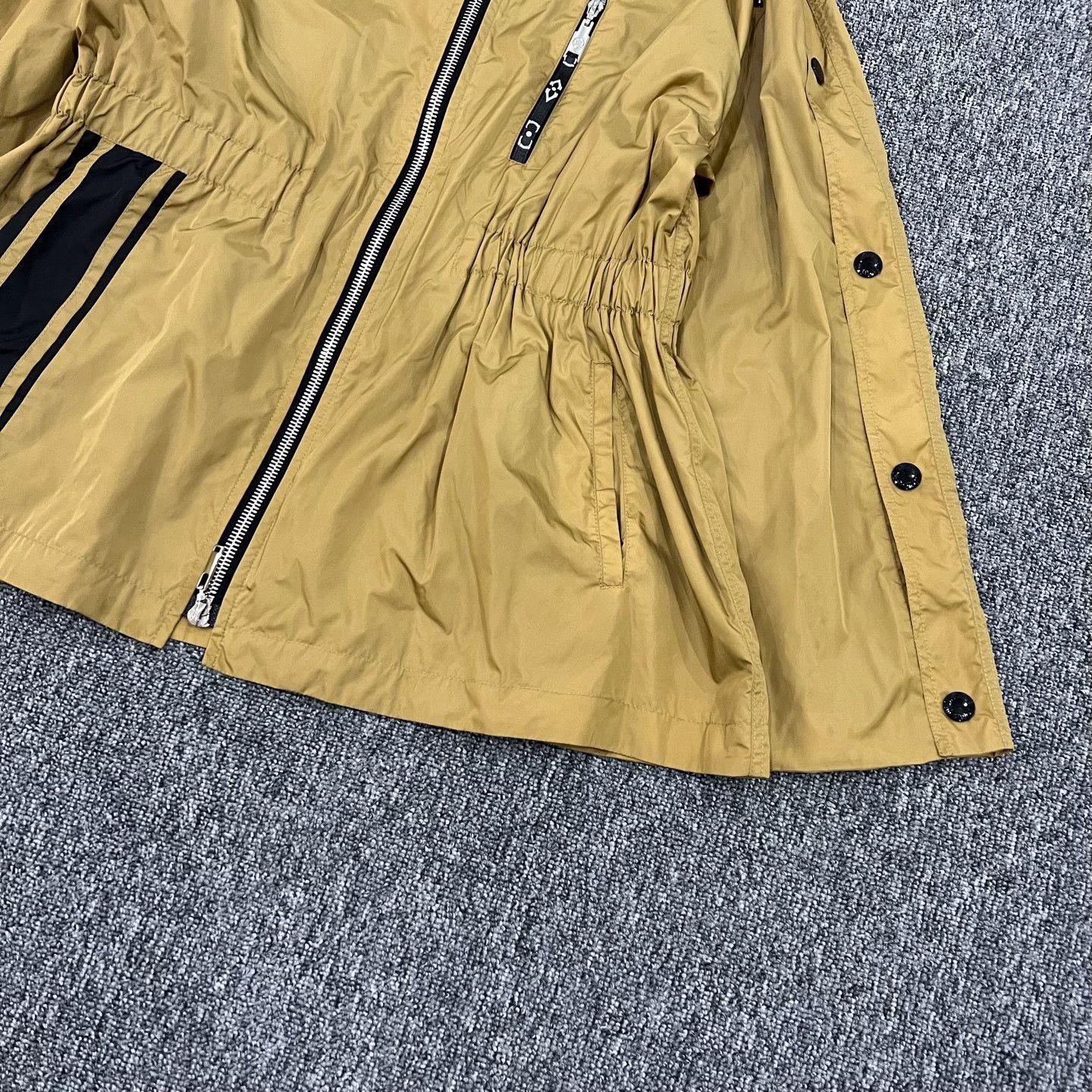 Louis Vuitton Louis Vuitton Women's Monogram Windbreaker Jacket Size M / US 6-8 / IT 42-44 - 6 Thumbnail