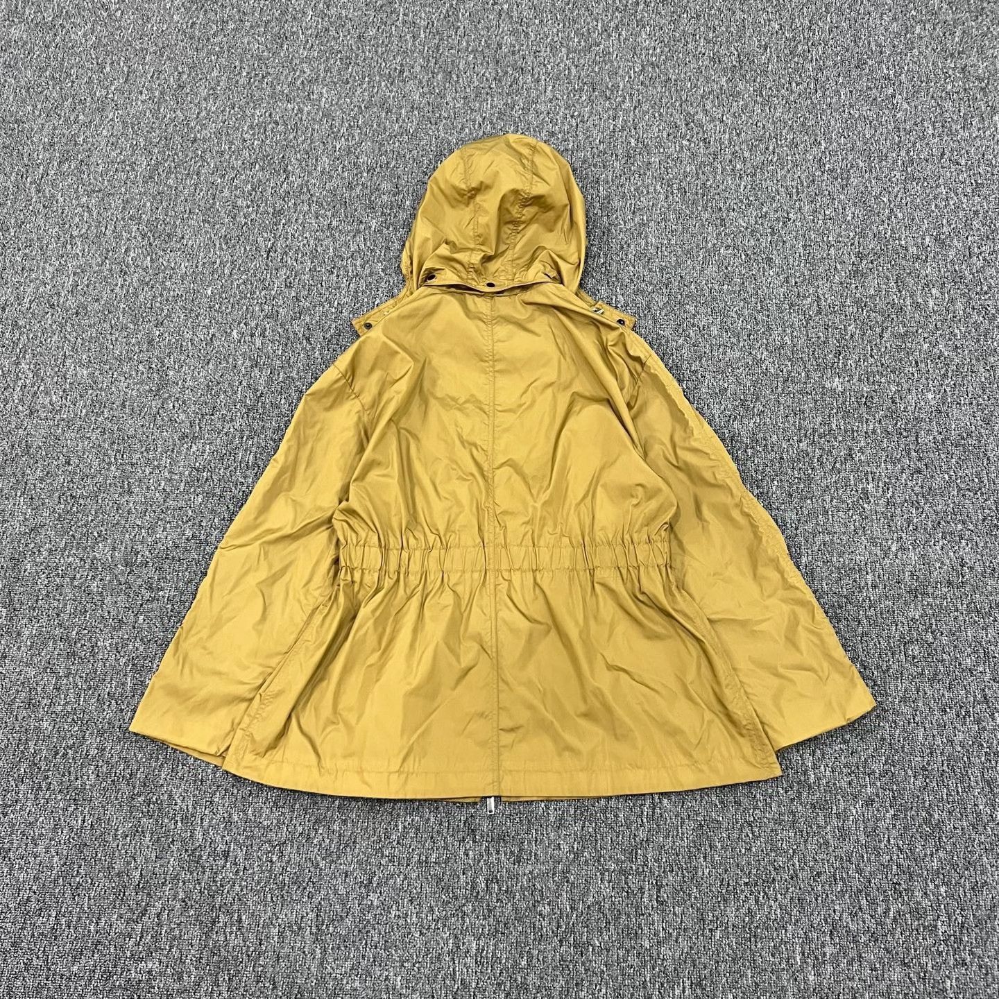 Louis Vuitton Louis Vuitton Women's Monogram Windbreaker Jacket Size M / US 6-8 / IT 42-44 - 4 Thumbnail