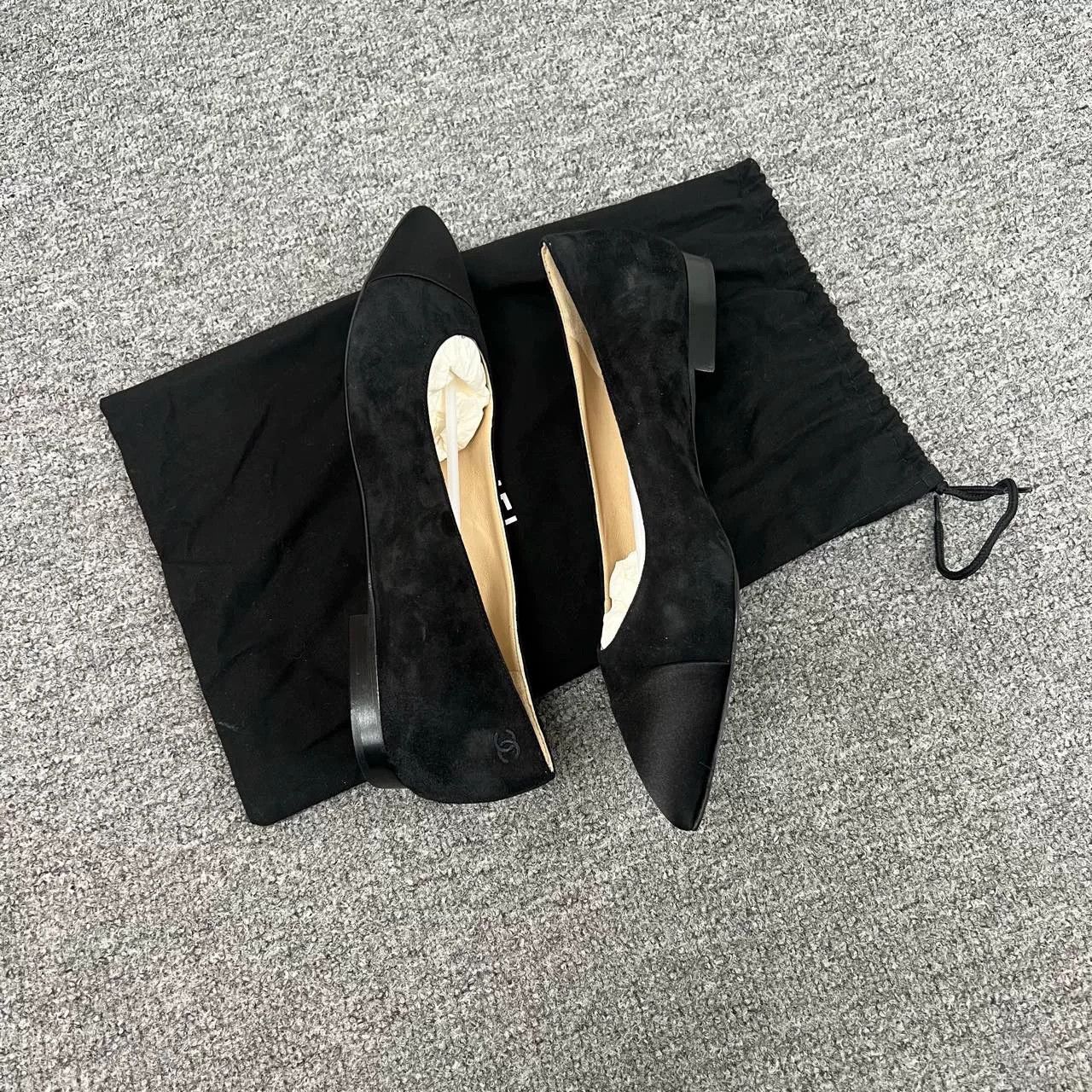 Chanel Chanel Black Velvet Flat Shoes Size US 7 / IT 37 - 6 Thumbnail