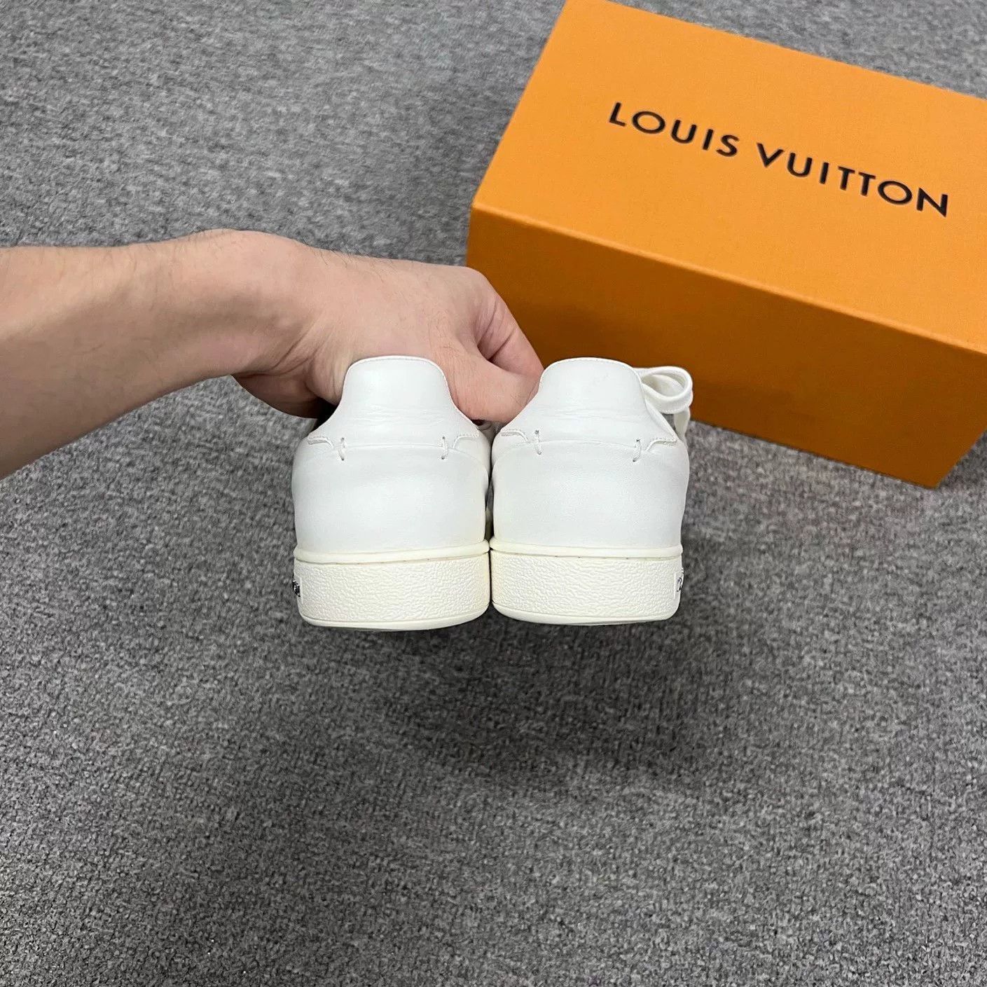 Louis Vuitton Louis Vuitton Frontrow Low-Top Sneakers Size US 4.5 / IT 34.5 - 5 Thumbnail