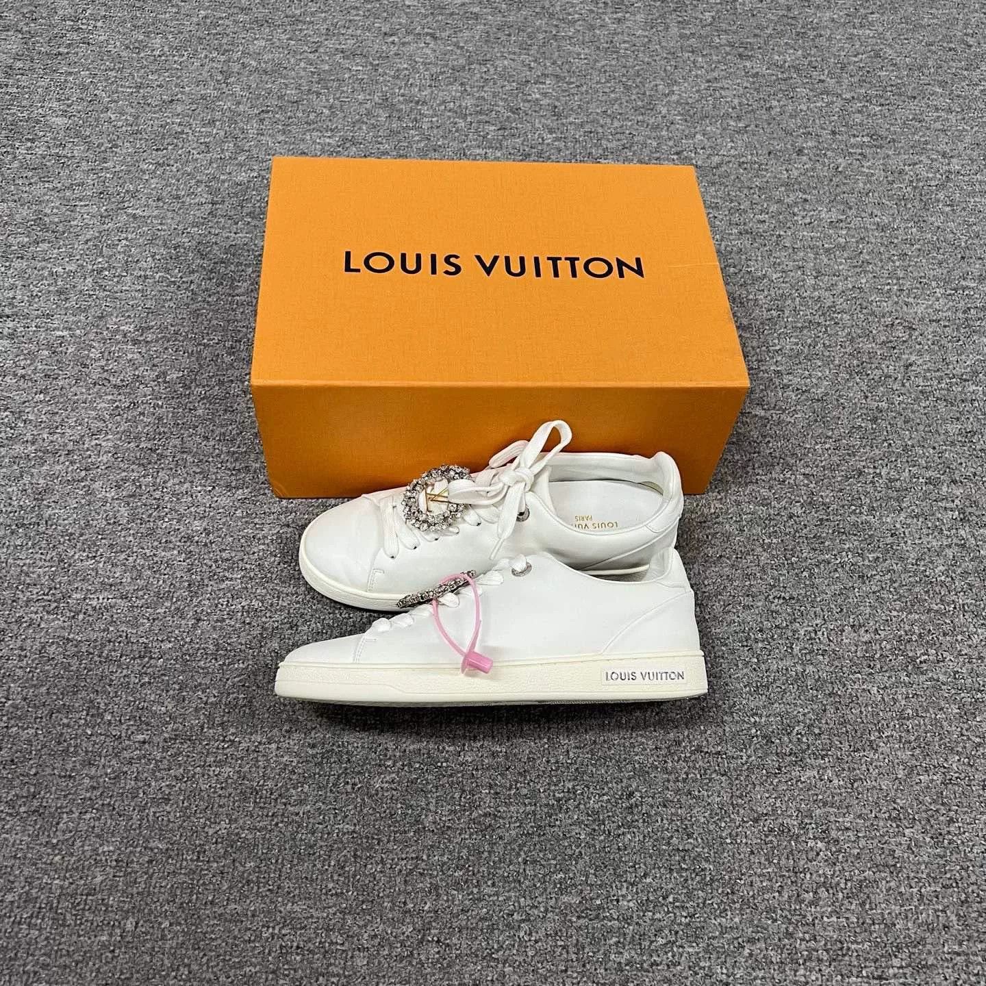 Louis Vuitton Louis Vuitton Frontrow Low-Top Sneakers Size US 4.5 / IT 34.5 - 2 Thumbnail