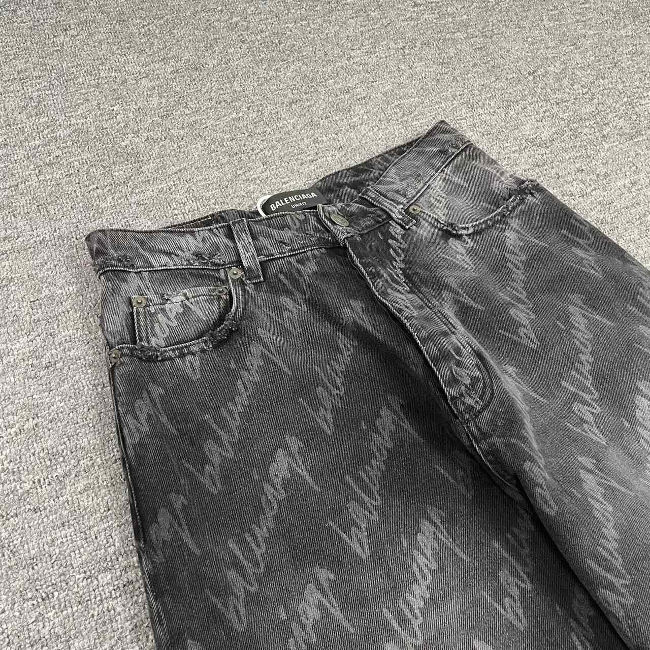 Balenciaga Balenciaga Gray Graffiti Washed Jeans Size 22" - 3 Thumbnail