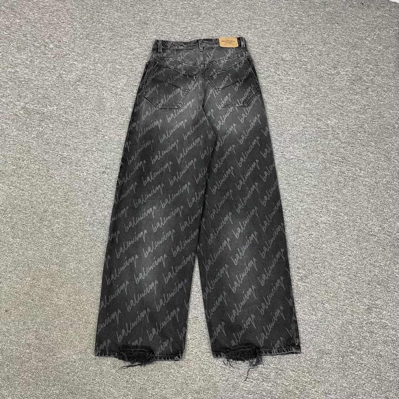 Balenciaga Balenciaga Gray Graffiti Washed Jeans Size 22" - 2 Thumbnail
