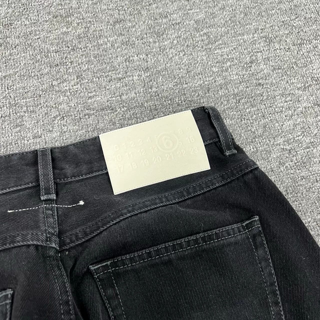 MM6 Maison Margiela MM6 Black Wide-Leg Jeans 27 Size 27" / US 4 / IT 40 - 6 Thumbnail