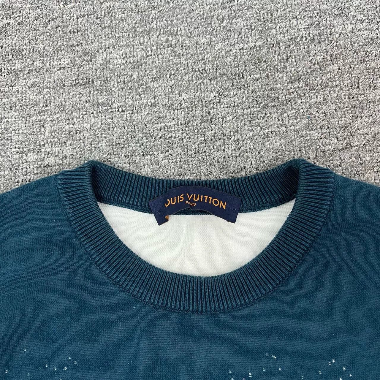 Louis Vuitton Louis Vuitton All-Over Logo Knit Sweater Size US S / EU 44-46 / 1 - 5 Thumbnail