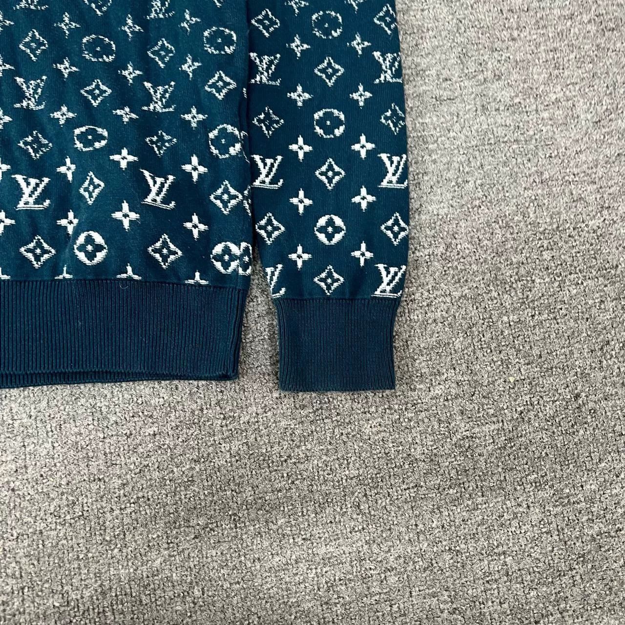 Louis Vuitton Louis Vuitton All-Over Logo Knit Sweater Size US S / EU 44-46 / 1 - 3 Thumbnail