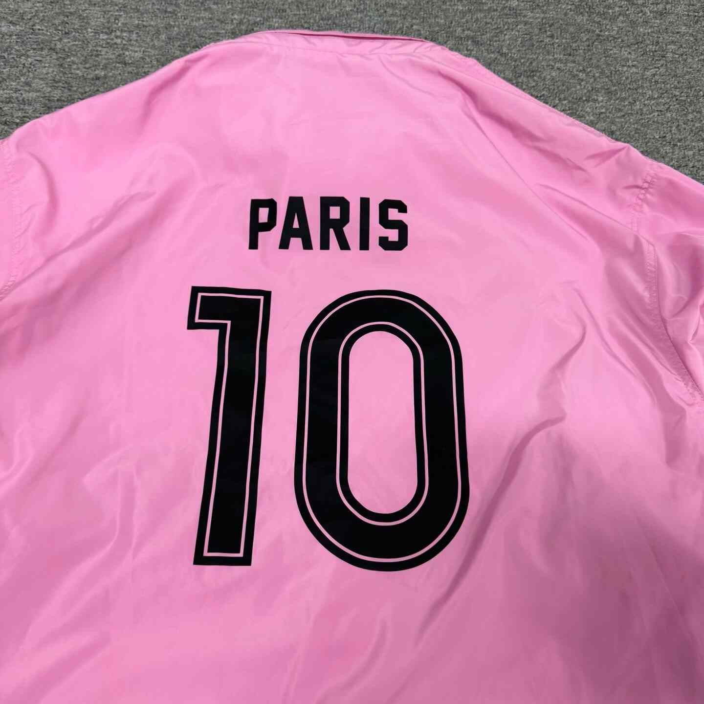 Balenciaga Balenciaga Manchester United Limited Pink Coach Jacket XS Size US XS / EU 42 / 0 - 7 Thumbnail