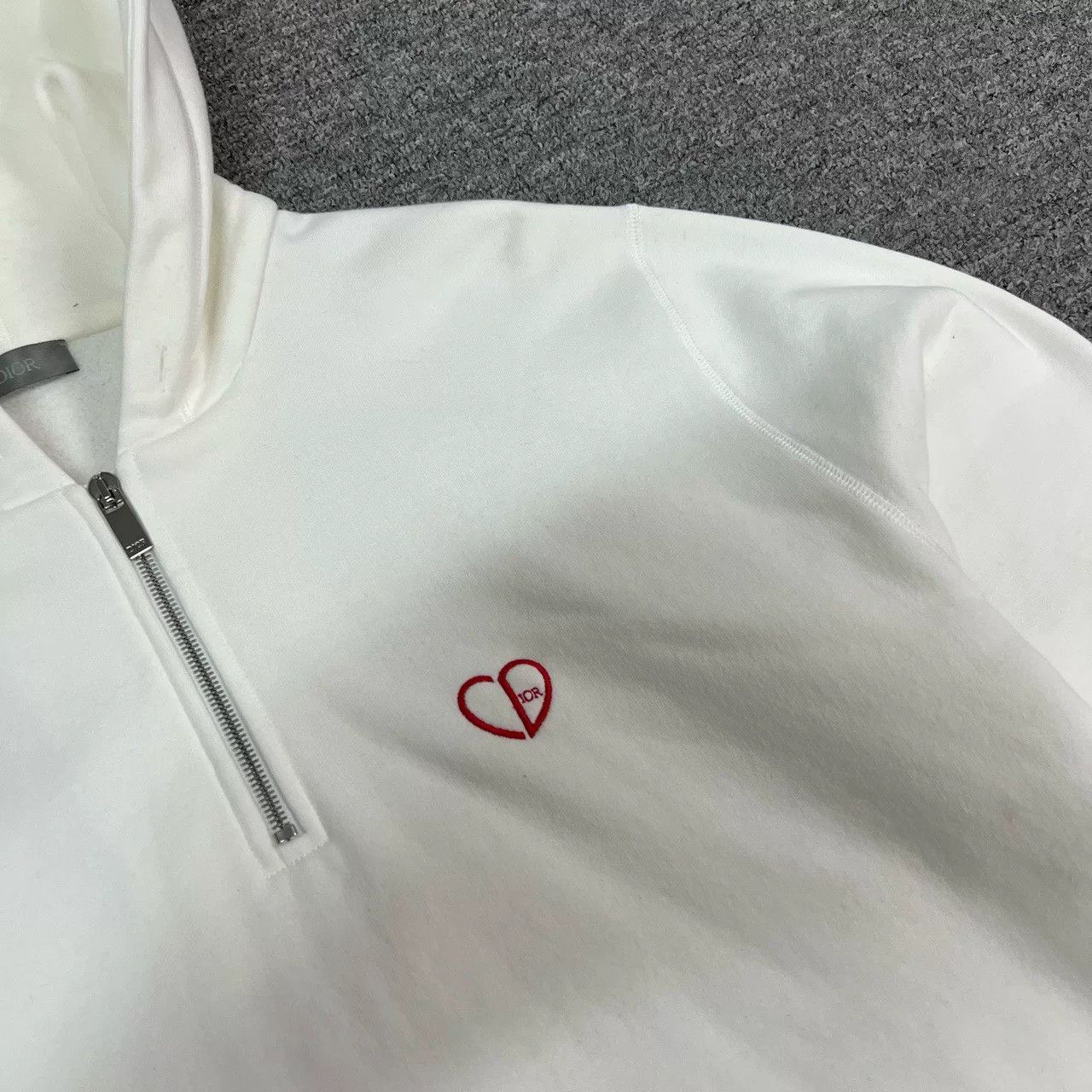 Dior Dior Valentine's Limited Love CD Embroidered Sweatshirt Size US M / EU 48-50 / 2 - 3 Thumbnail
