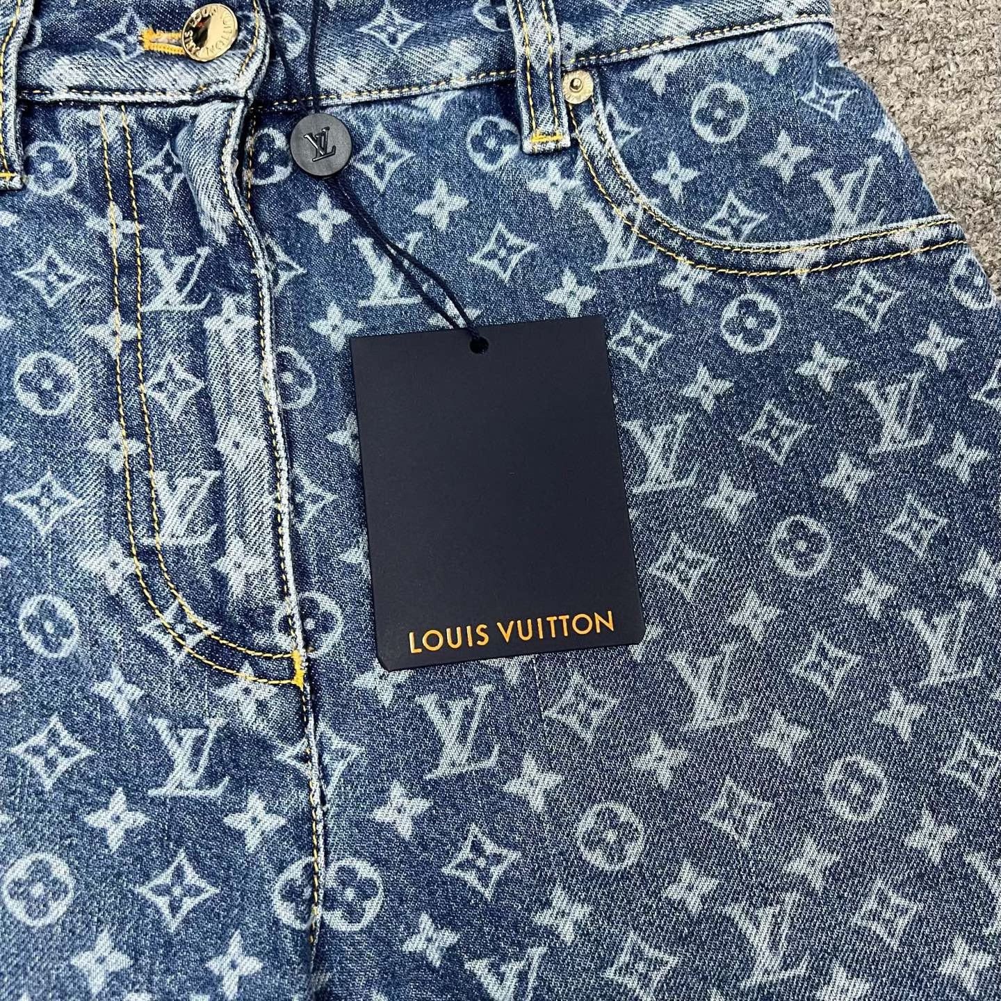 Louis Vuitton Louis Vuitton 25SS Monogram Denim Shorts Size 34" / US 12 / IT 48 - 3 Thumbnail