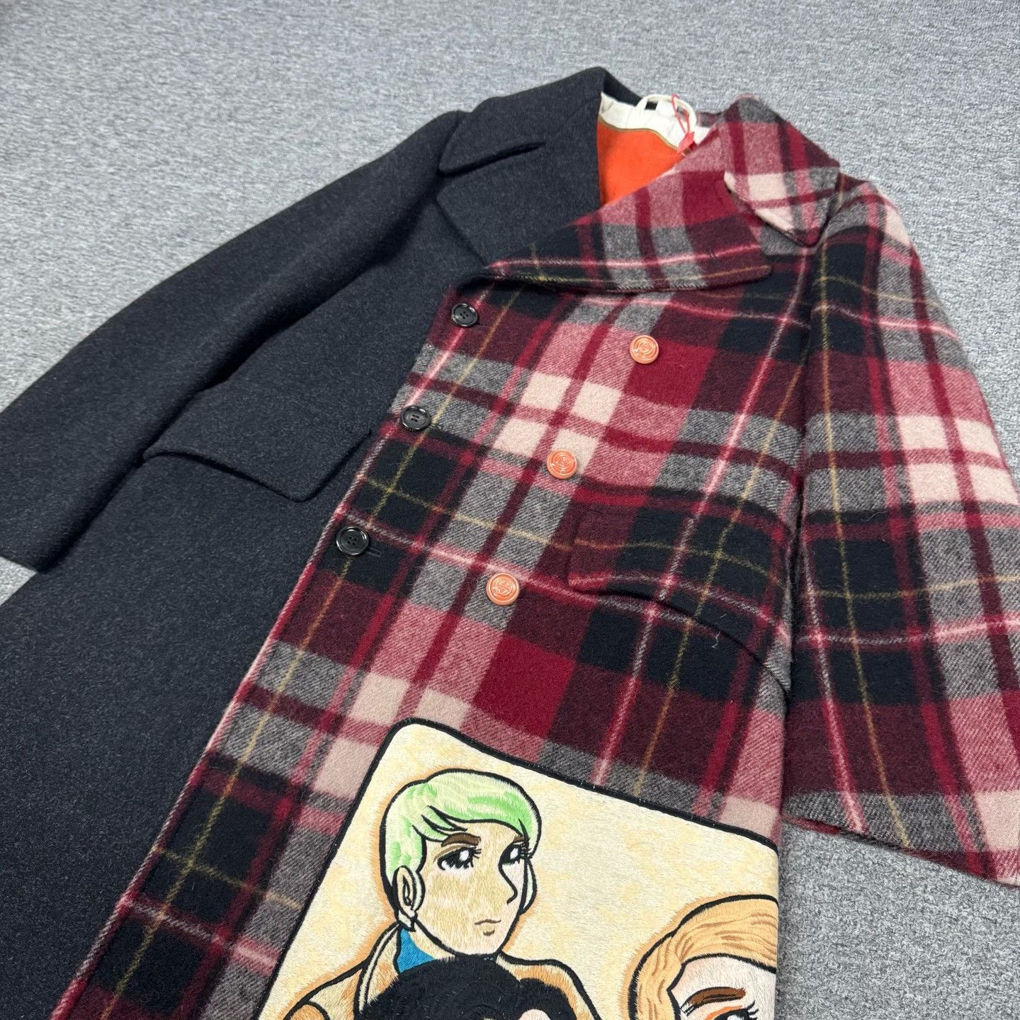 Gucci Gucci FW18 Runway Comic Patch Wool Coat Size US S / EU 44-46 / 1 - 5 Thumbnail