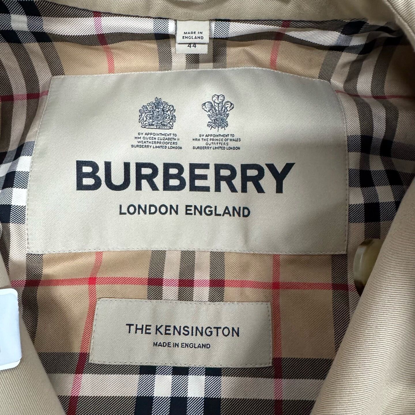 Burberry Burberry Kensington Double-Breasted Trench Coat Size US S / EU 44-46 / 1 - 4 Thumbnail