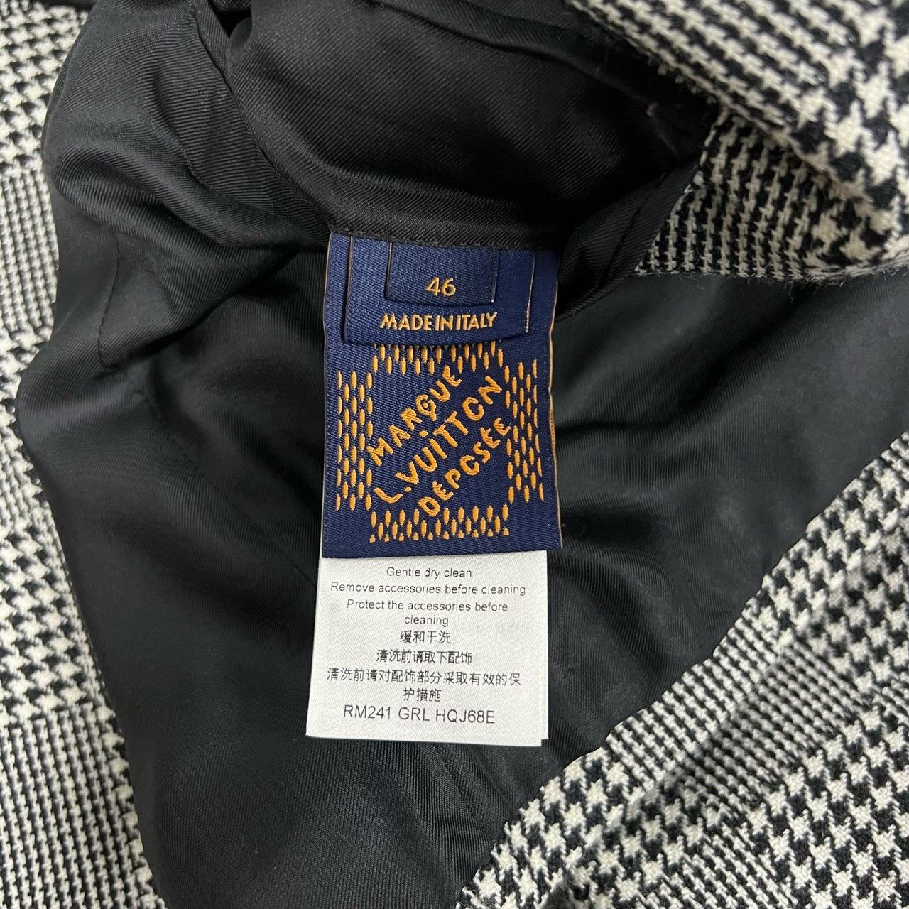 Louis Vuitton Louis Vuitton 24SS Pharrell Houndstooth Check Jacket Size US S / EU 44-46 / 1 - 9 Thumbnail
