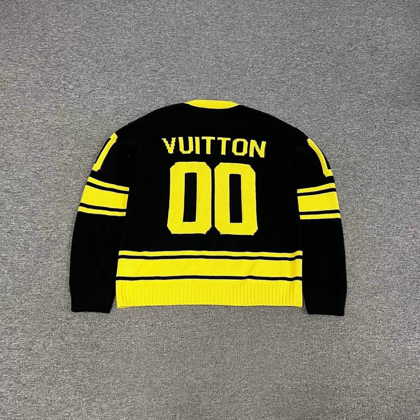 Louis Vuitton Louis Vuitton LV00 Racing Logo Sweater Size US M / EU 48-50 / 2 - 2 Thumbnail
