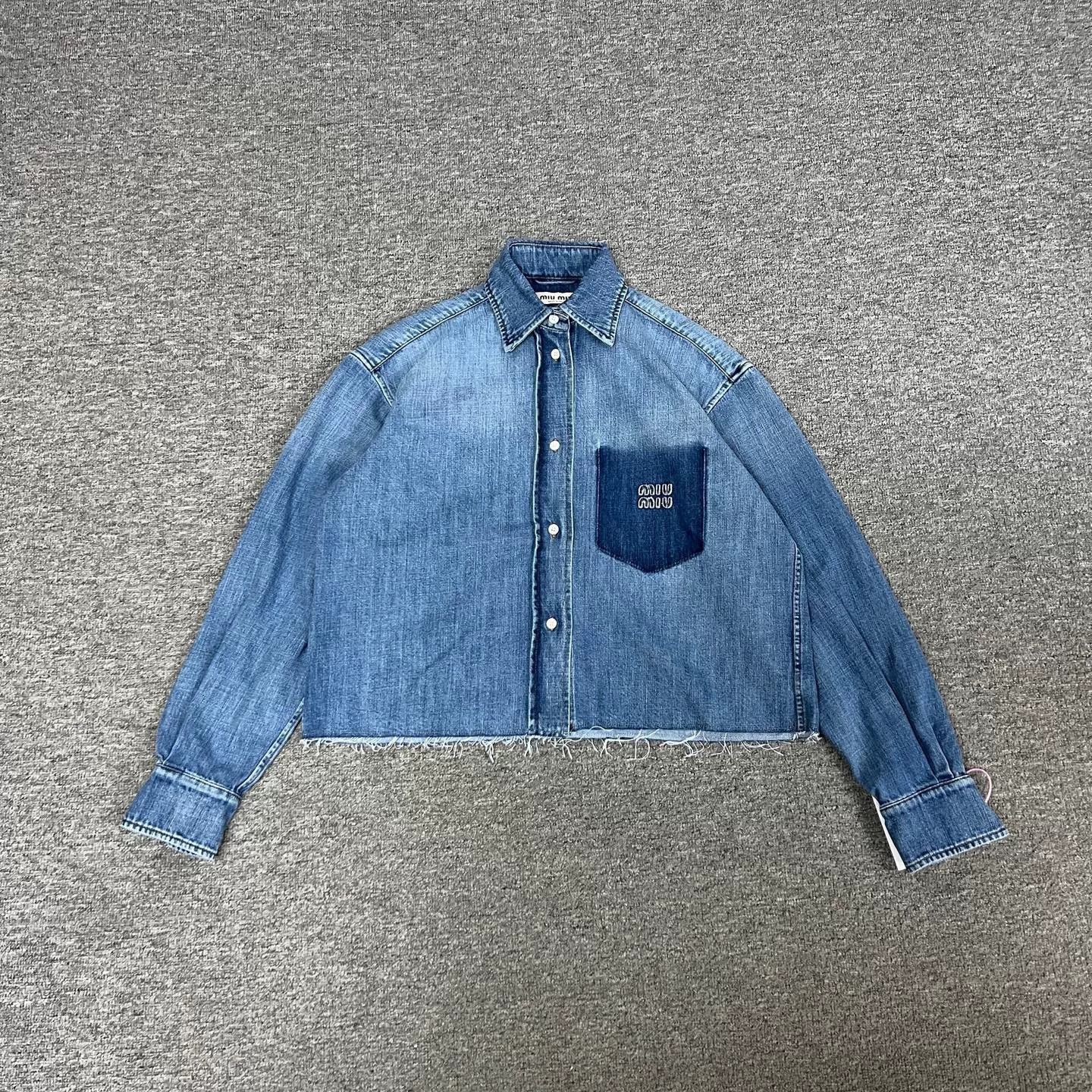 Miu Miu Miu Miu 25 New Chest Logo Cropped Denim Jacket Size XS / US 0-2 / IT 36-38 - 3 Thumbnail