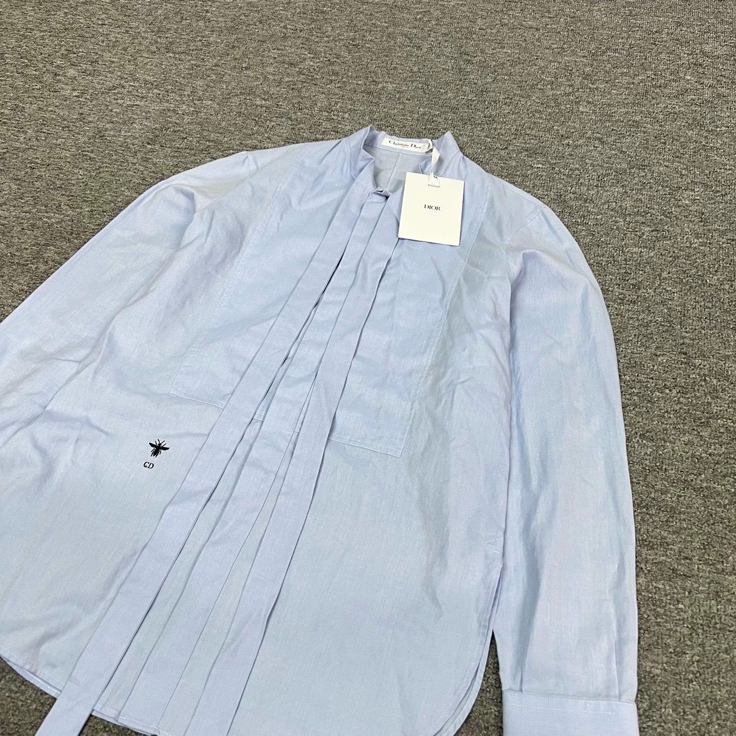 Dior Dior New Embroidered Bee Logo Blue Ribbon Shirt Size XS / US 0-2 / IT 36-38 - 4 Thumbnail