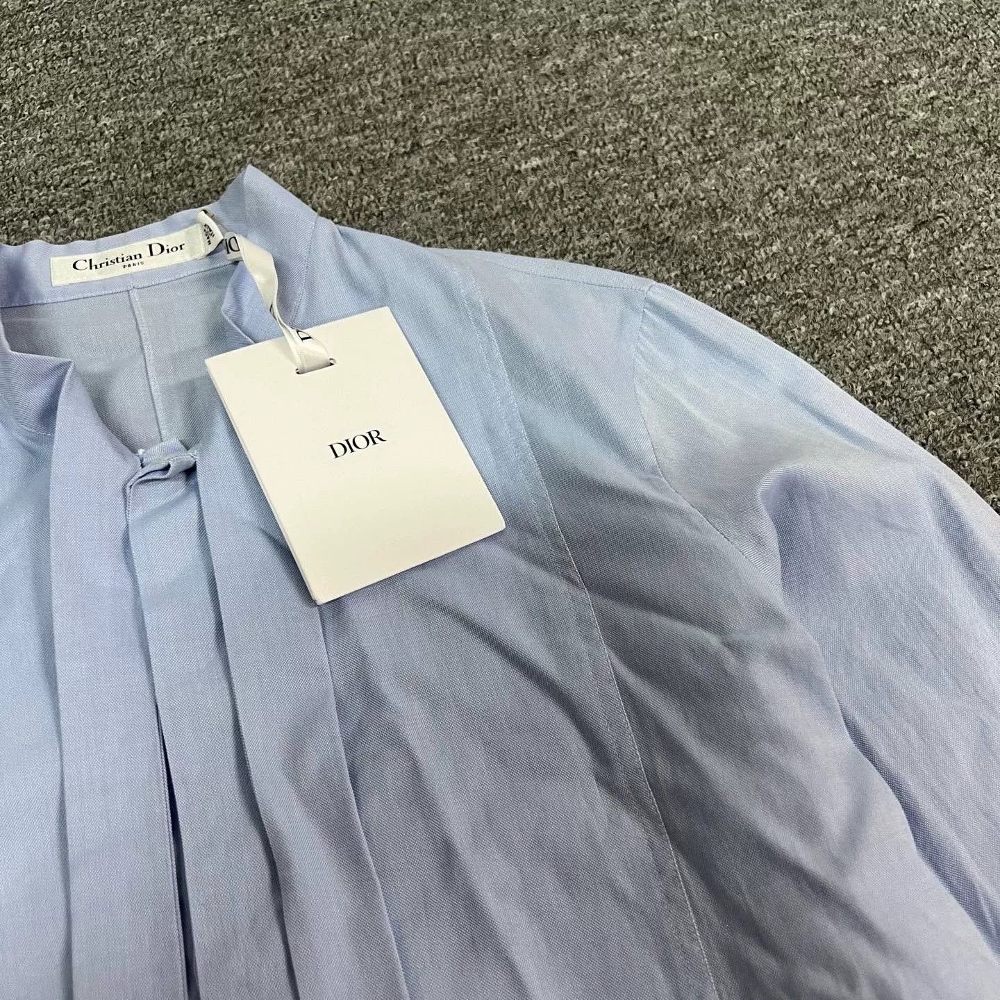 Dior Dior New Embroidered Bee Logo Blue Ribbon Shirt Size XS / US 0-2 / IT 36-38 - 5 Thumbnail