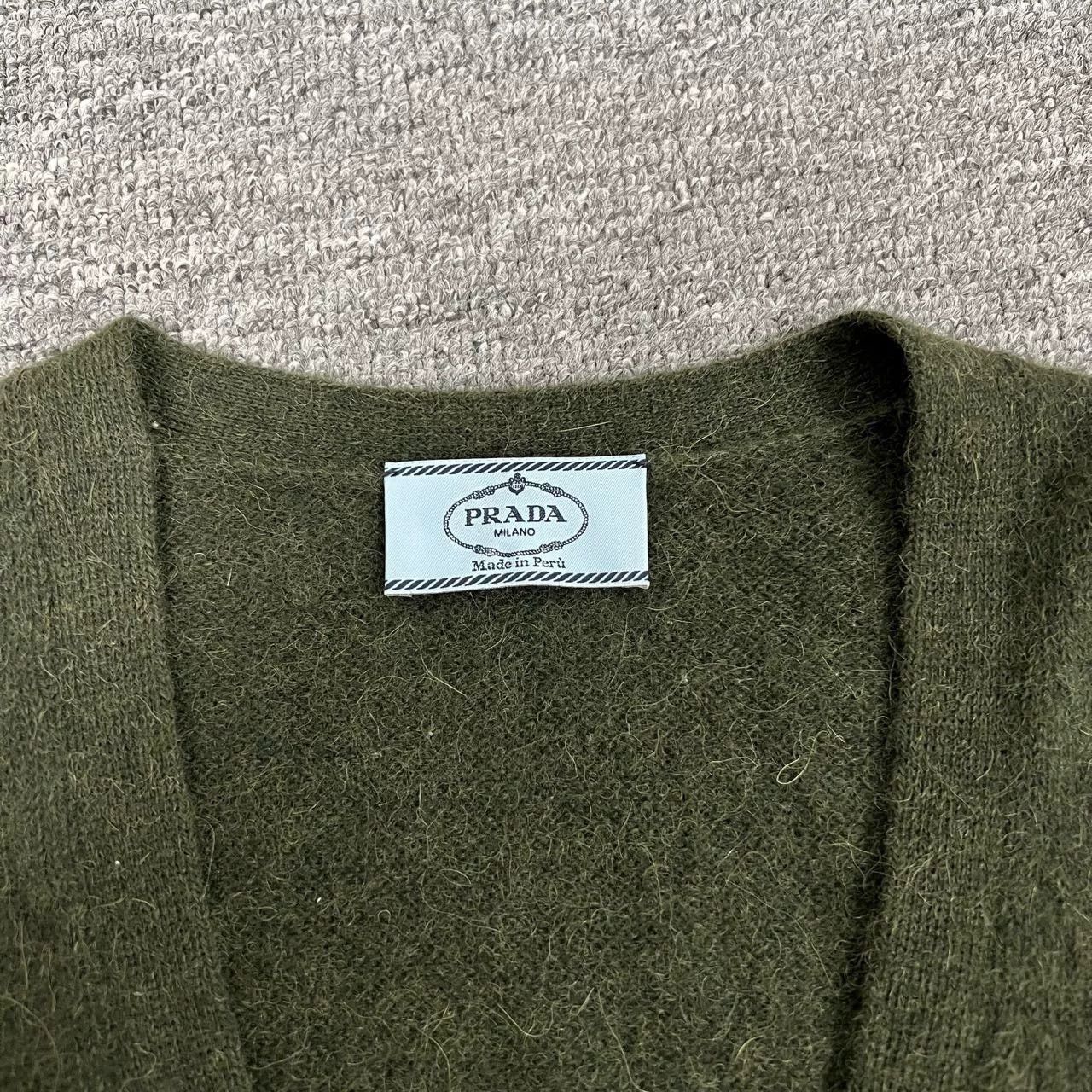 Prada Prada Classic Wool Knit Cardigan 48 Size US M / EU 48-50 / 2 - 5 Thumbnail