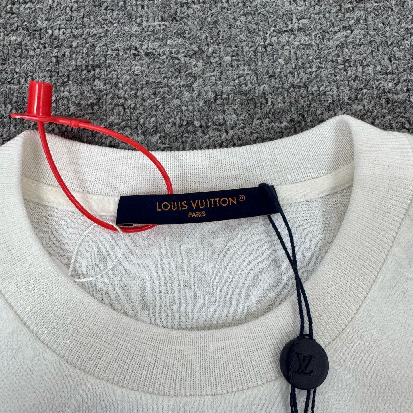 Louis Vuitton Louis Vuitton 26SS Monogram Pocket T-Shirt Size US S / EU 44-46 / 1 - 6 Thumbnail