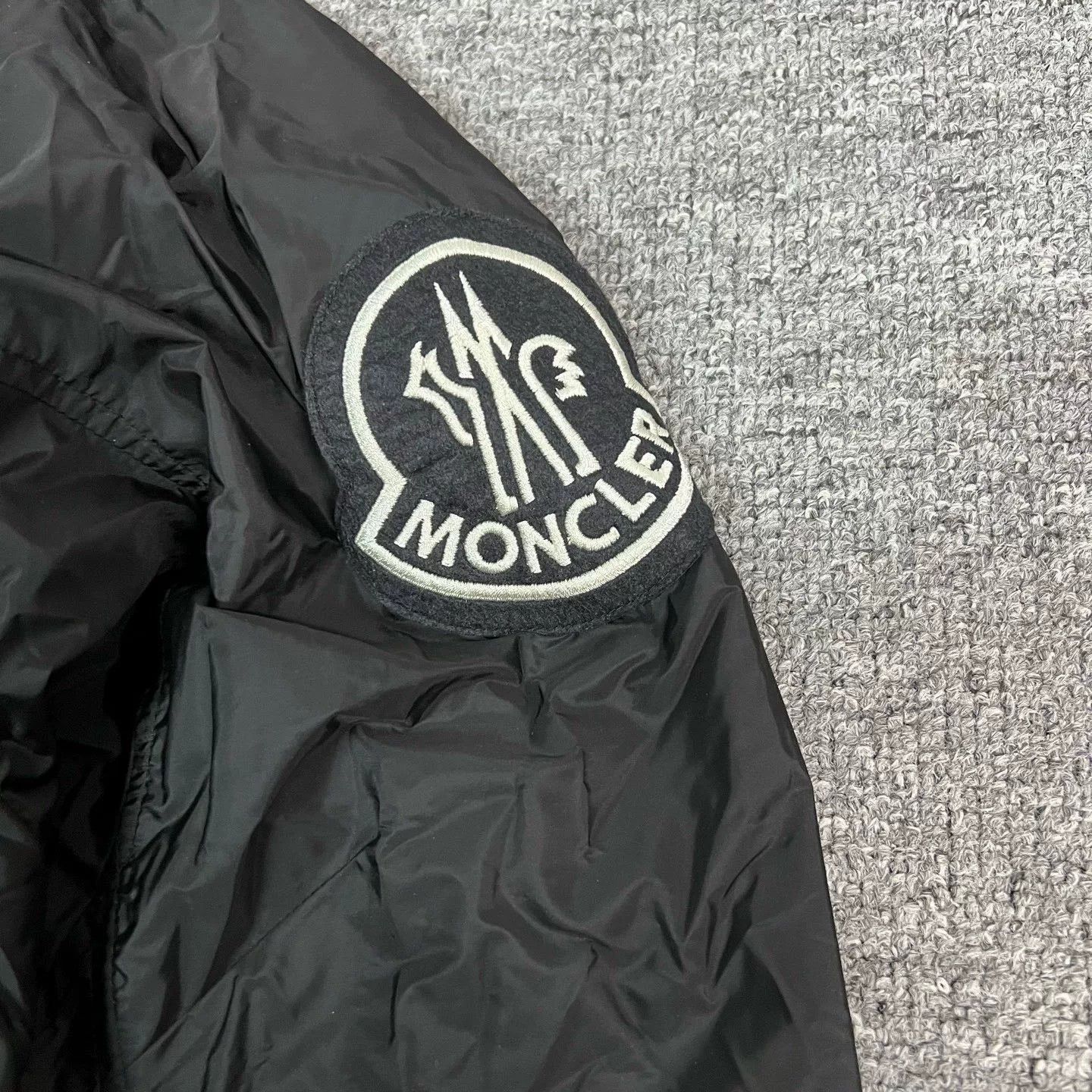 Moncler Moncler Greg Logo Waterproof Nylon Trench Coat Size US L / EU 52-54 / 3 - 2 Thumbnail