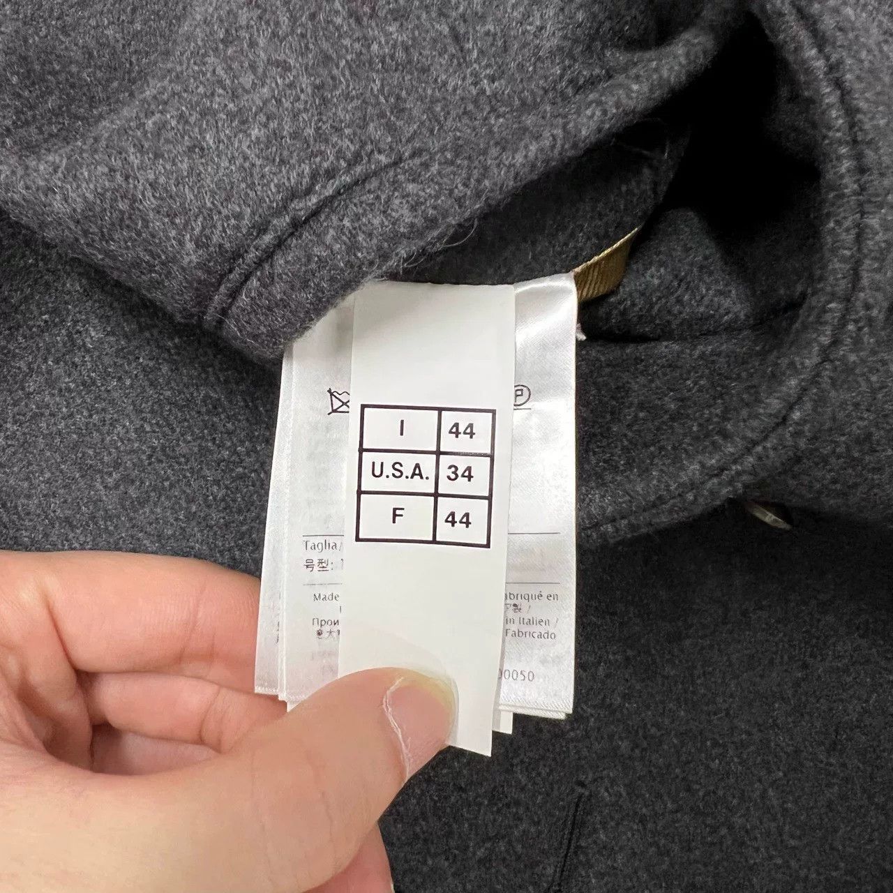 Valentino Valentino Double-Breasted Lapel Wool Coat Size US S / EU 44-46 / 1 - 6 Thumbnail