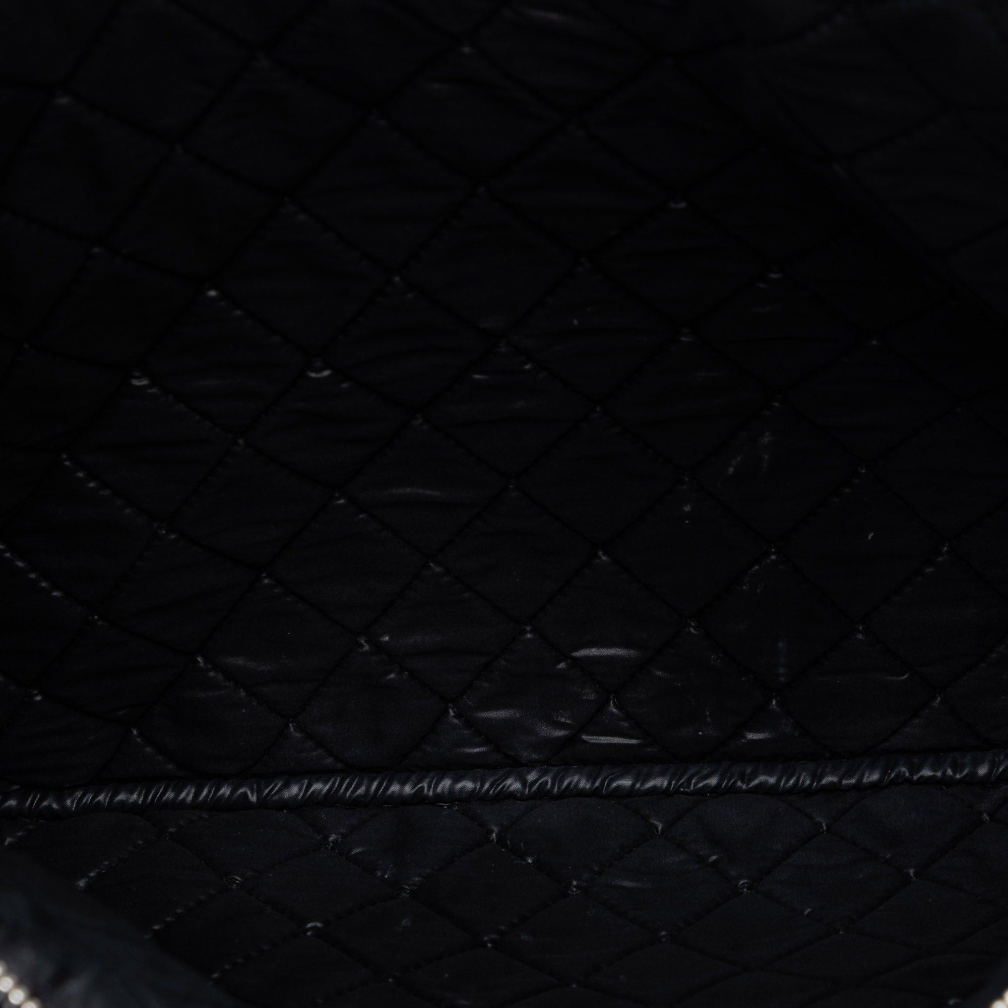 Chanel Large Quilted Tweed and Lambskin Camellia O Case Clutch Size ONE SIZE - 4 Thumbnail