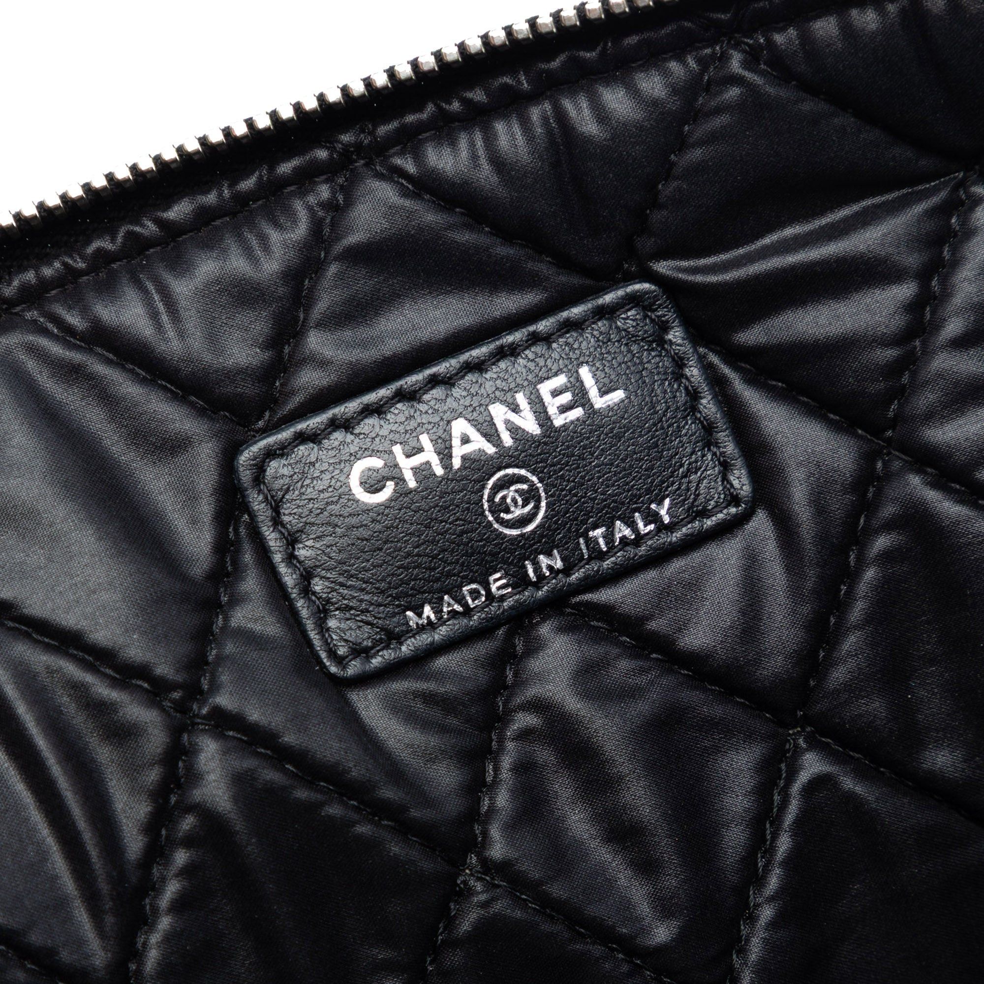 Chanel Large Quilted Tweed and Lambskin Camellia O Case Clutch Size ONE SIZE - 5 Thumbnail